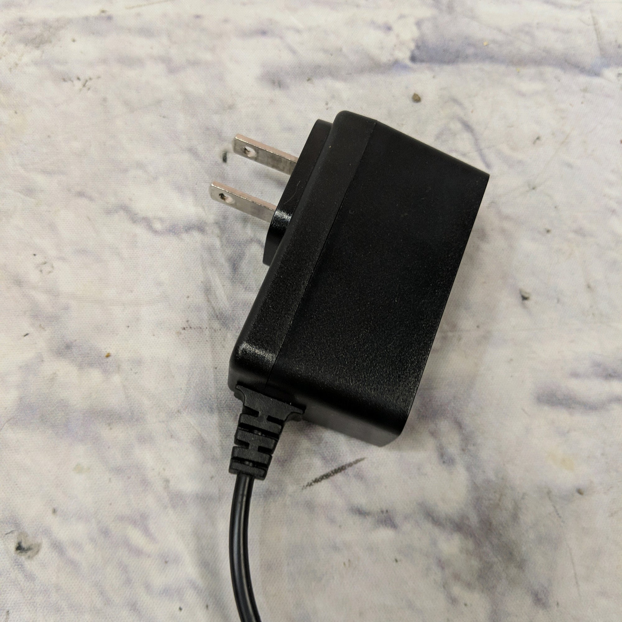 Unknown Power Supply with 5 Daisy Chain