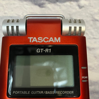 Tascam GT-R1 Portable Guitar / Bass Digital Recorder