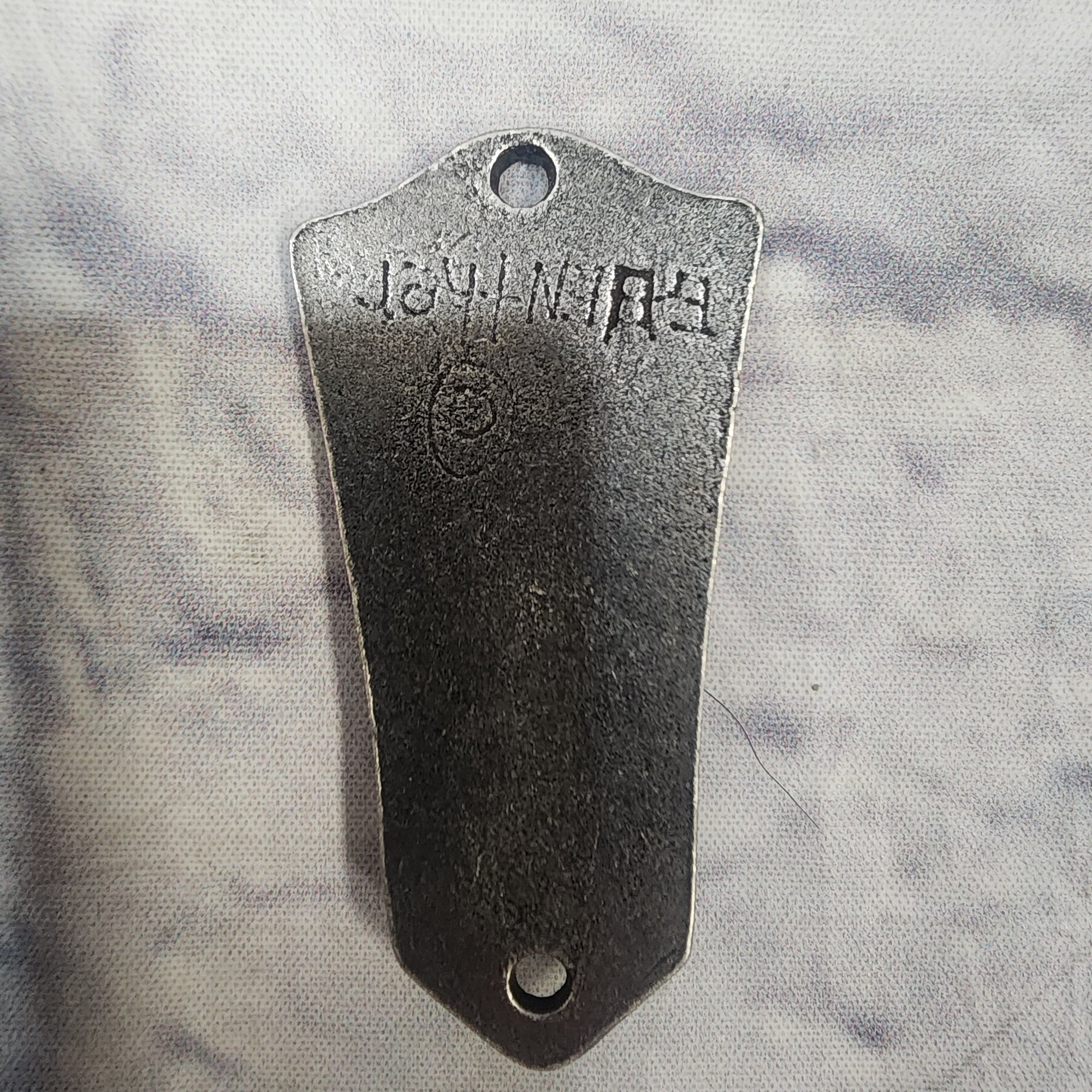 Unknown Double Skull Metal Truss Rod Cover
