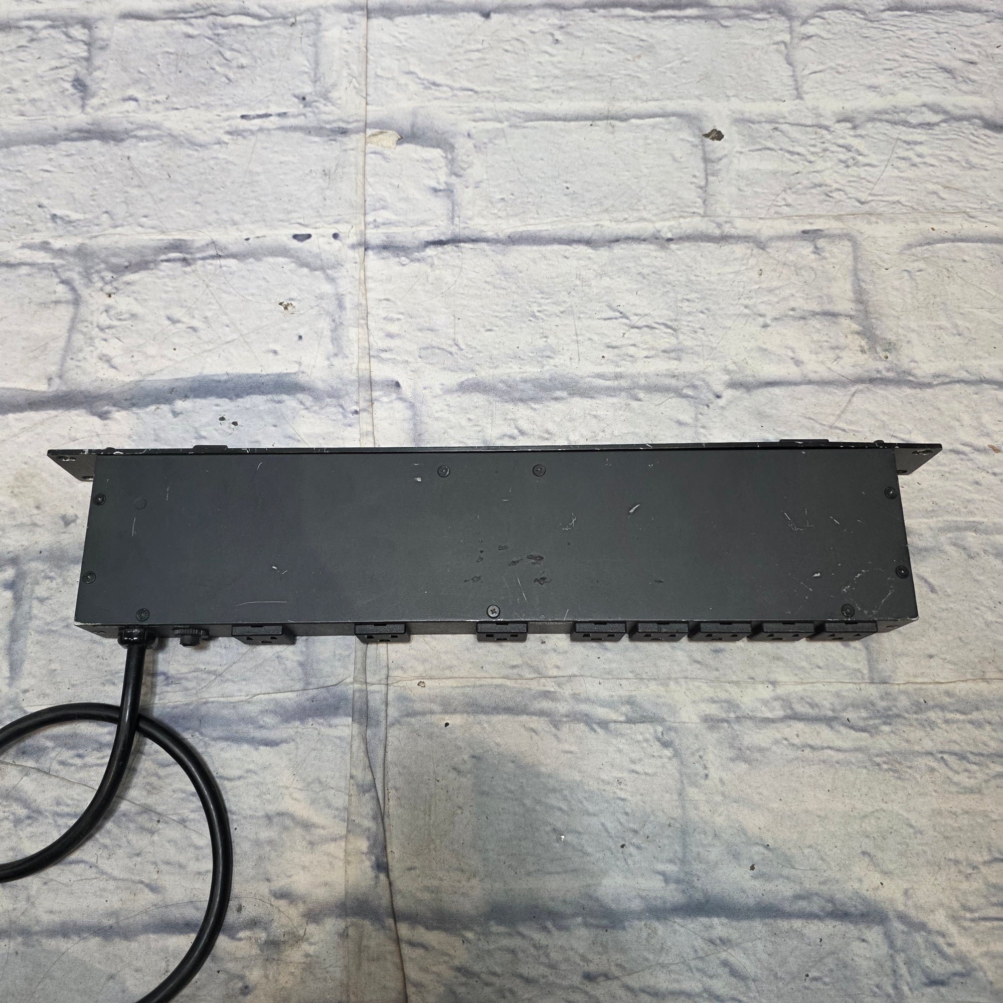 Furman M-8X 2 Power Conditioner