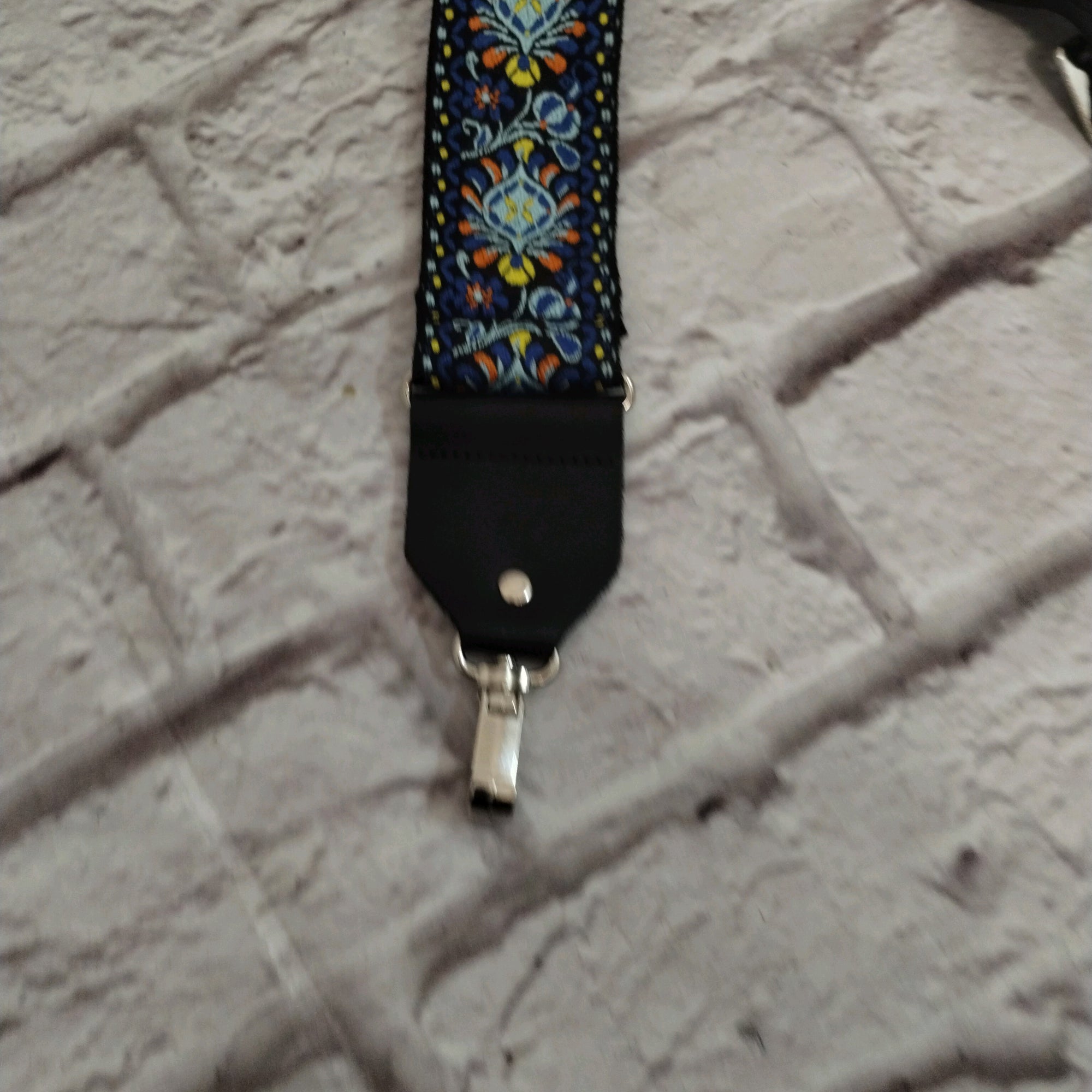 Unknown Banjo Clip Strap