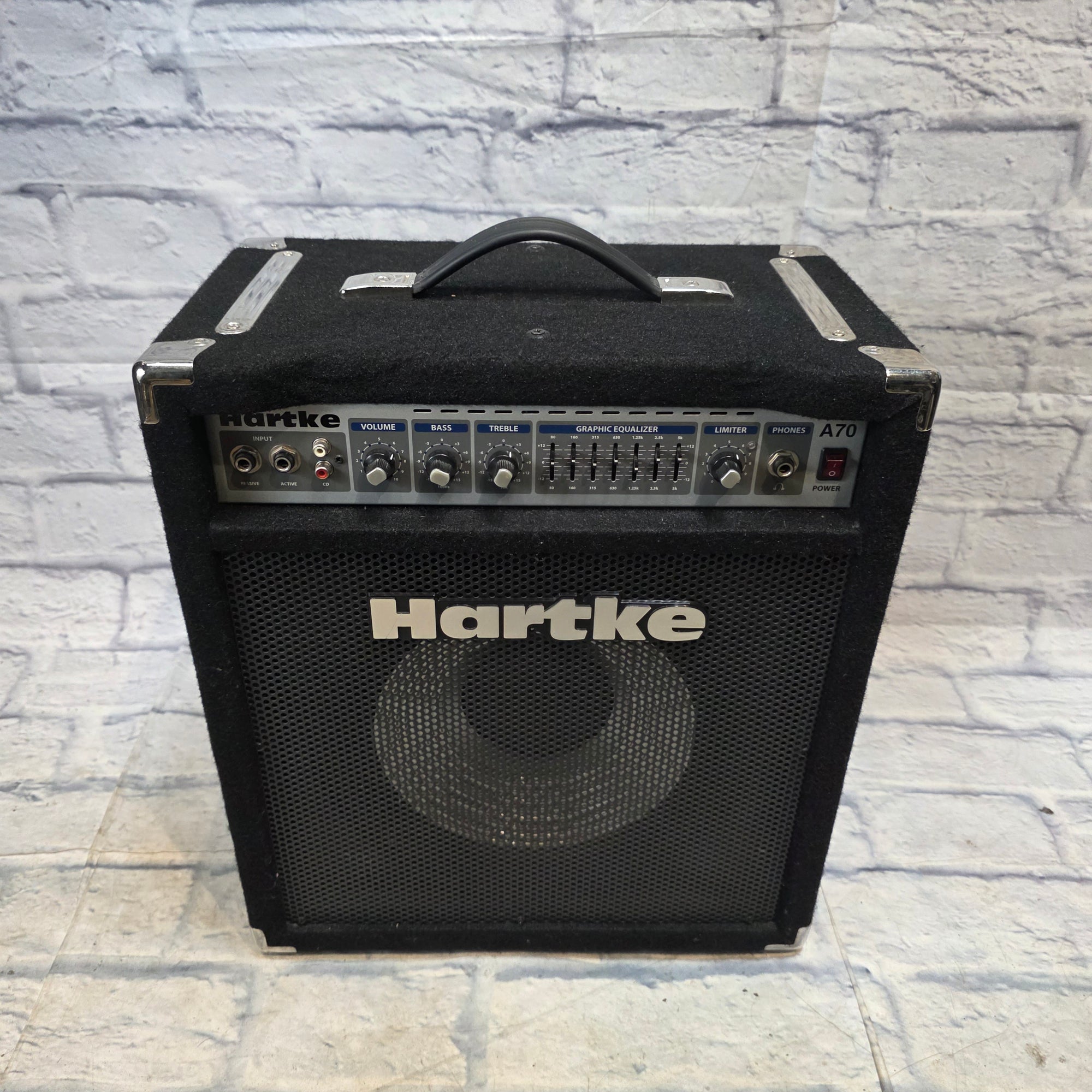 Hartke A70 Bass Guitar Combo Amp