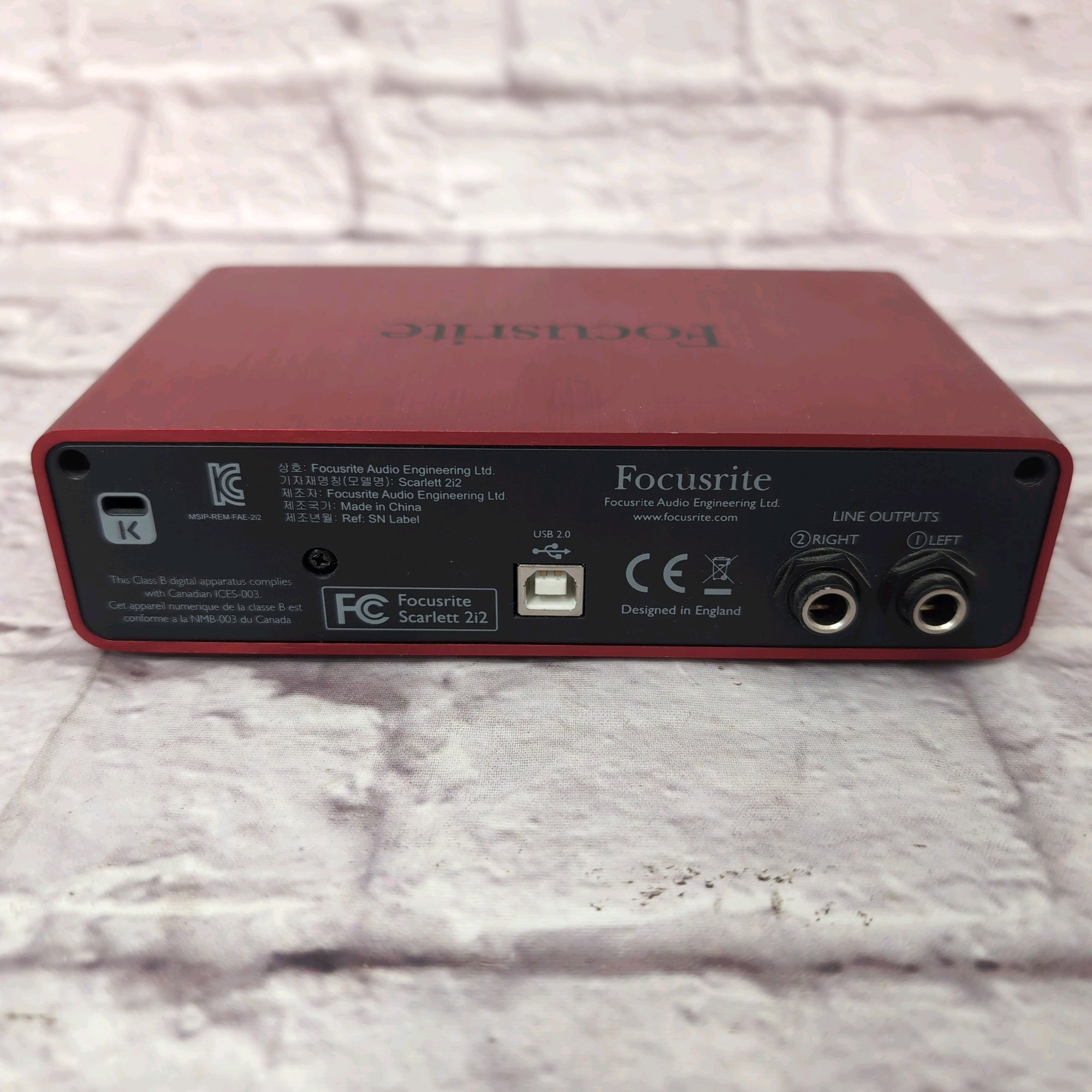 Focusrite Scarlet 2i2 Gen 1 Interface - Evolution Music