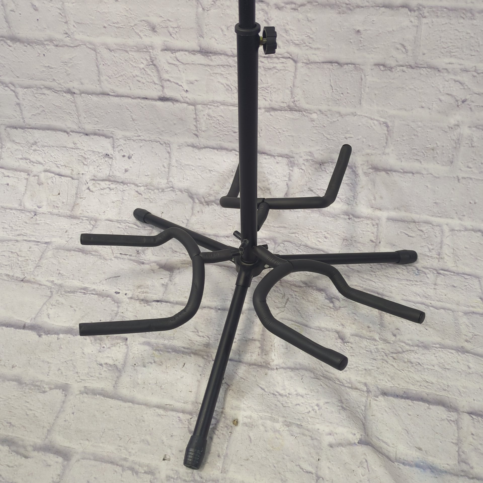 Unknown Triple Guitar Stand
