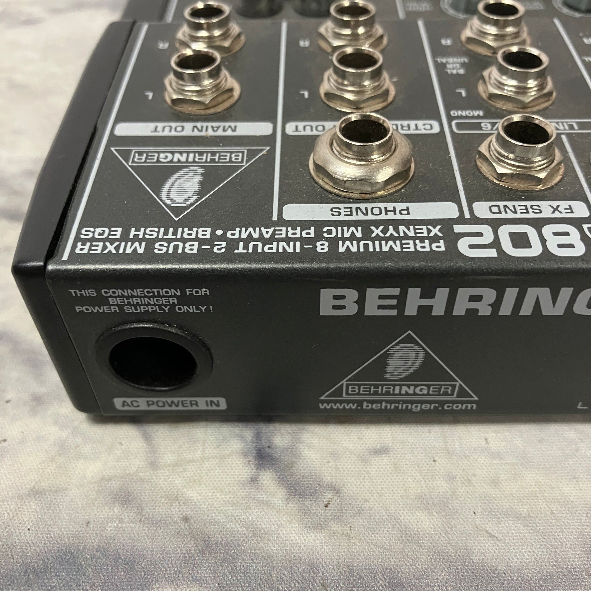Behringer Xeny 802 Four Channel Mixer