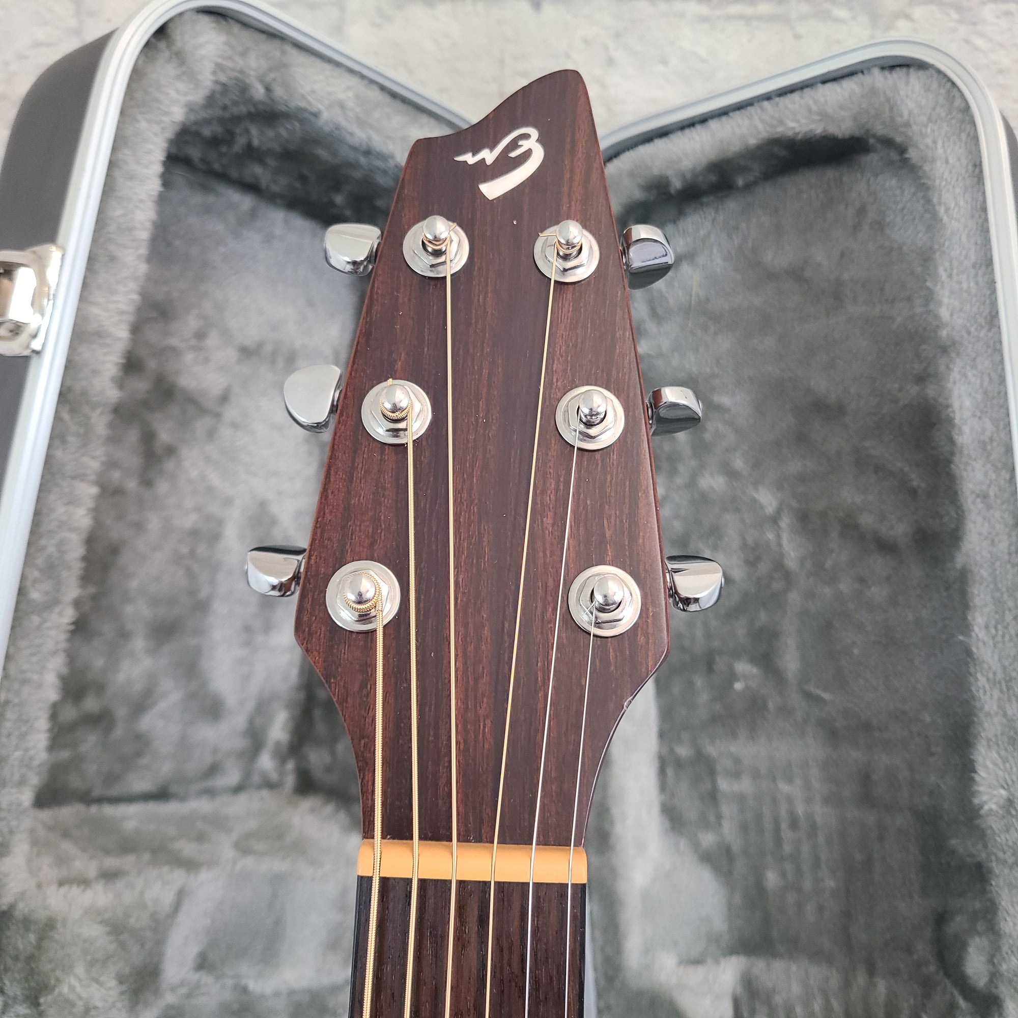 Breedlove D200/ SM, T Dreadnaught w/ Case Acoustic Guitar