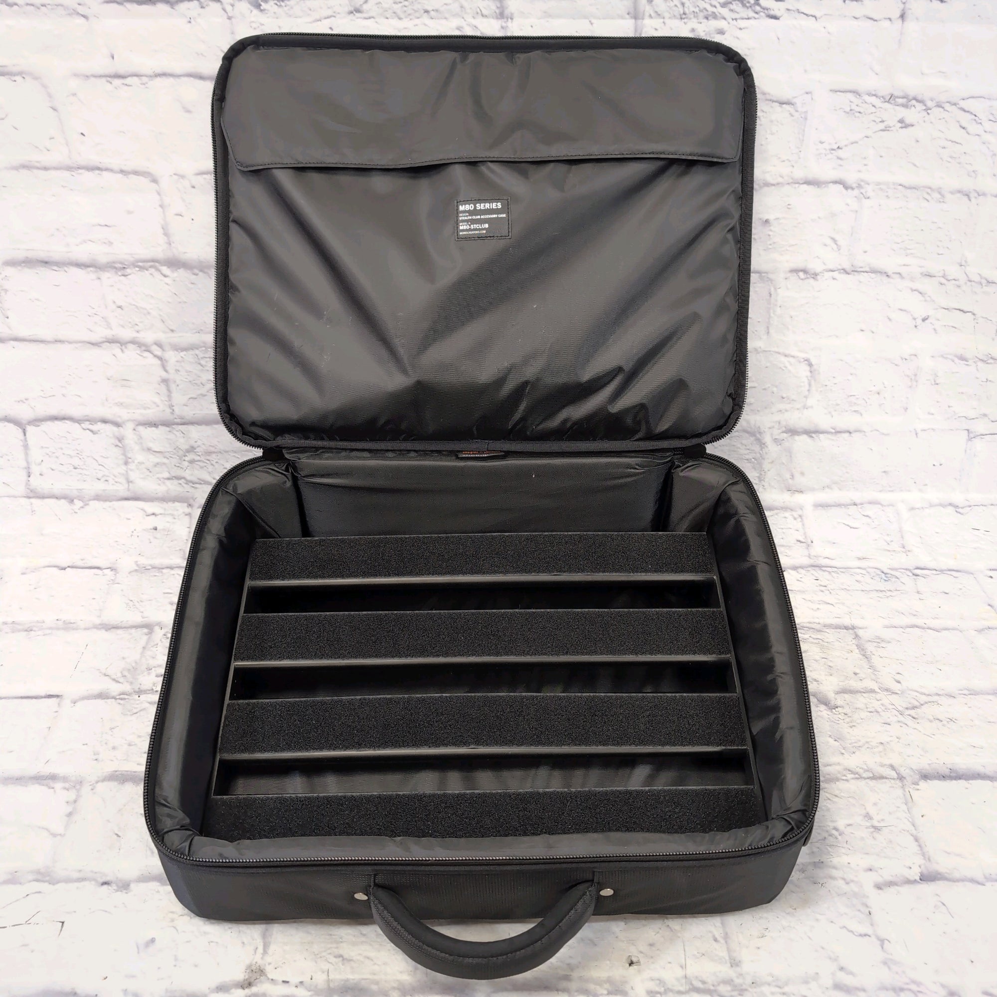 Mono M80-STCLUB Stealth Club Accessory Case Pedal Board