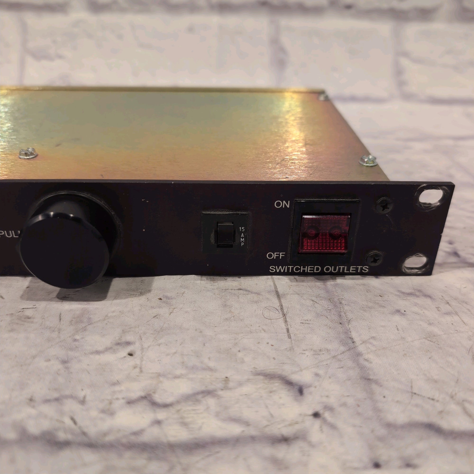 Furman PL-Plus Power Conditioner