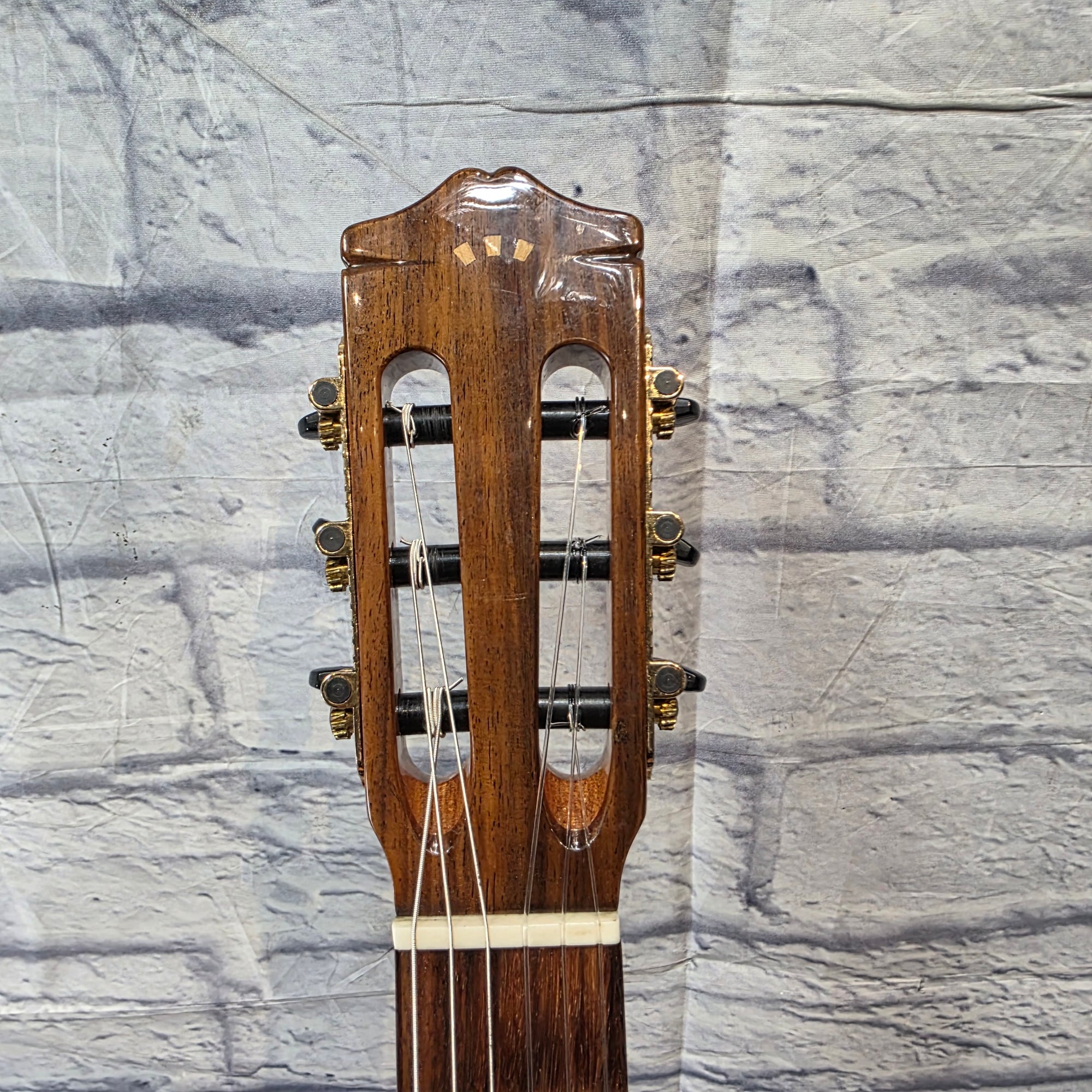 Cordoba GK Studio Classical Guitar w/ Padded Gig Bag