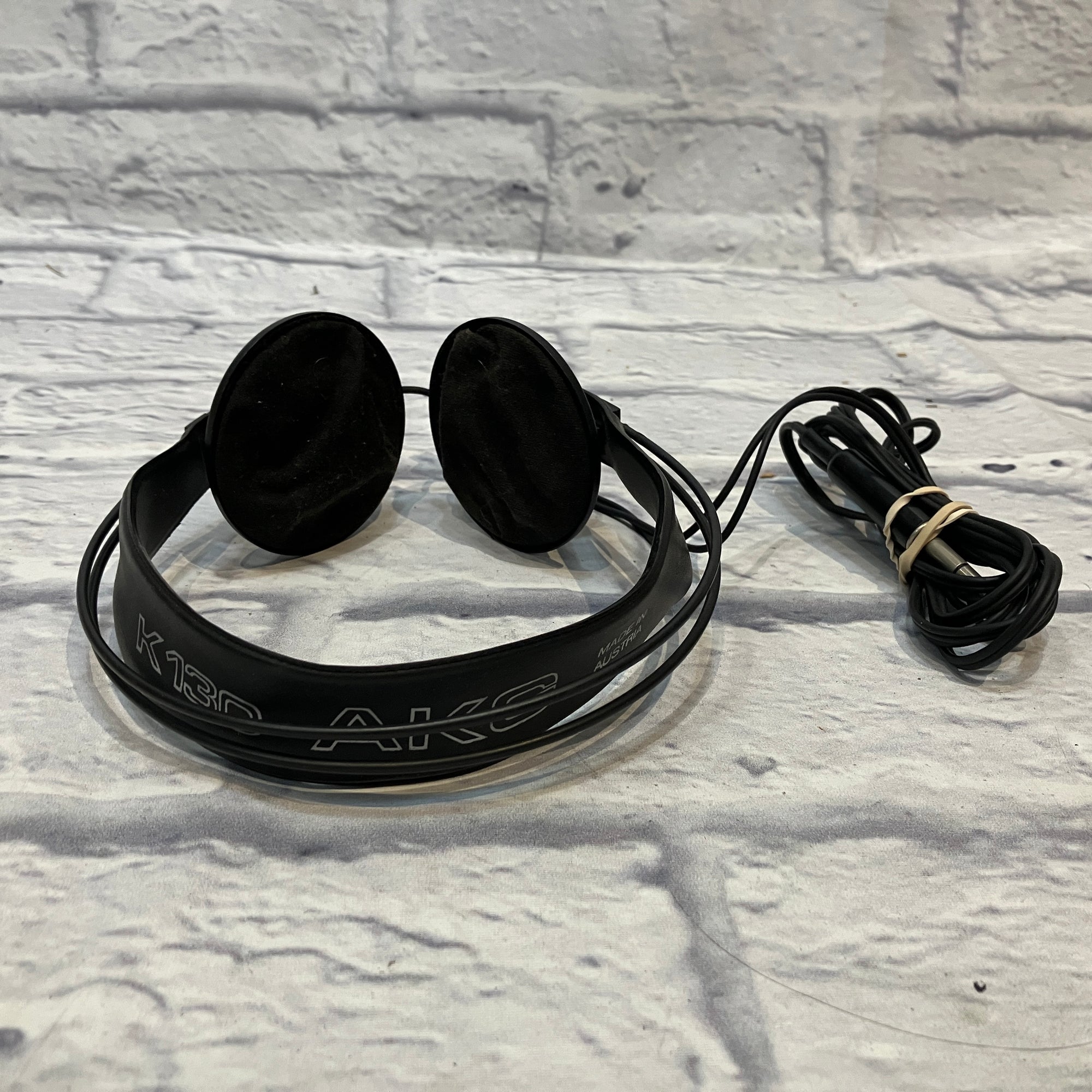 AKG K130 Headphones