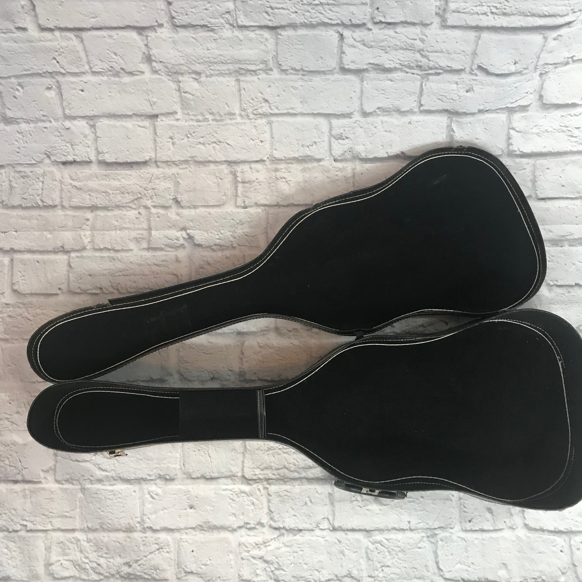 Chipboard Parlor Acoustic Guitar Case