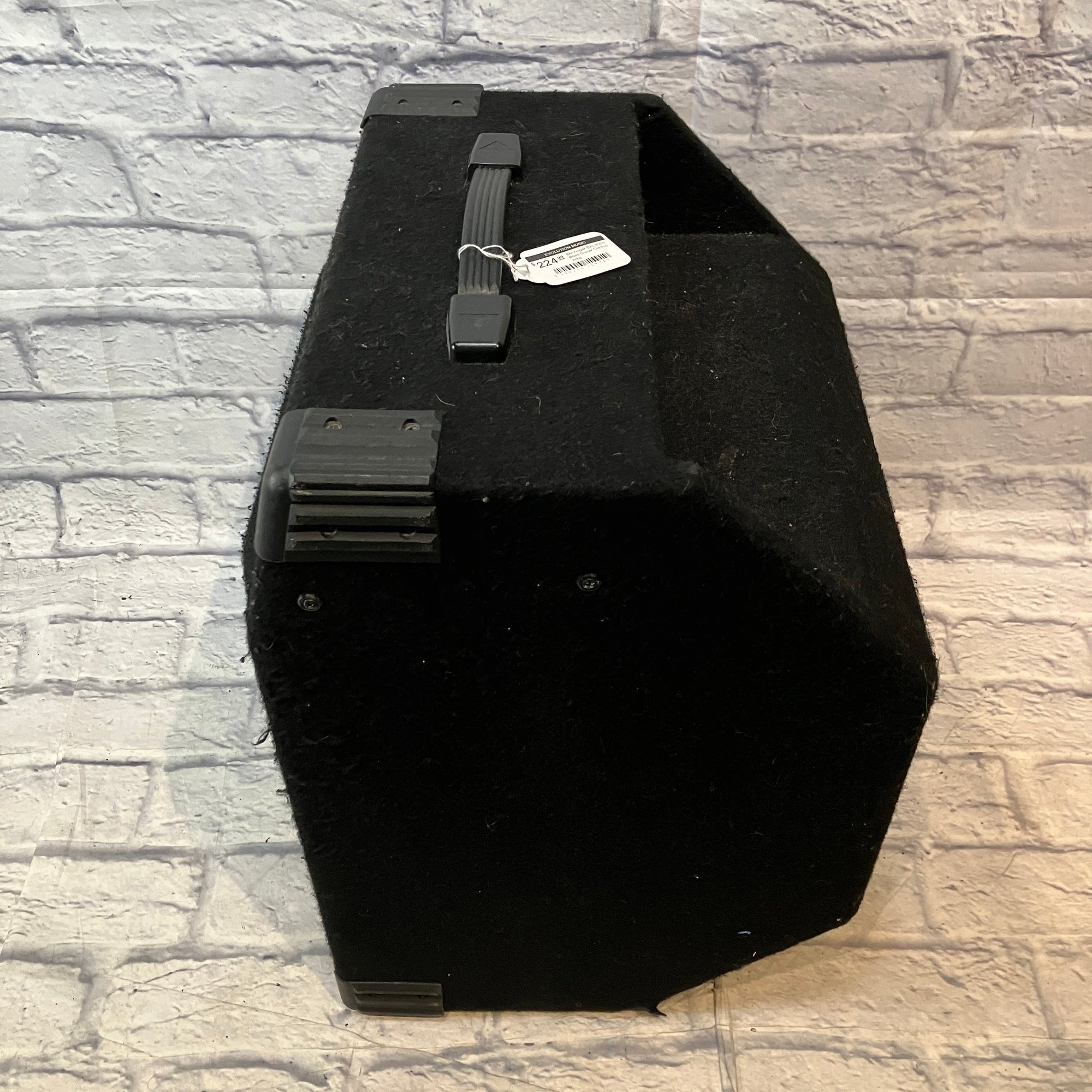 Behringer BXL3000 Bass Guitar Combo Amp