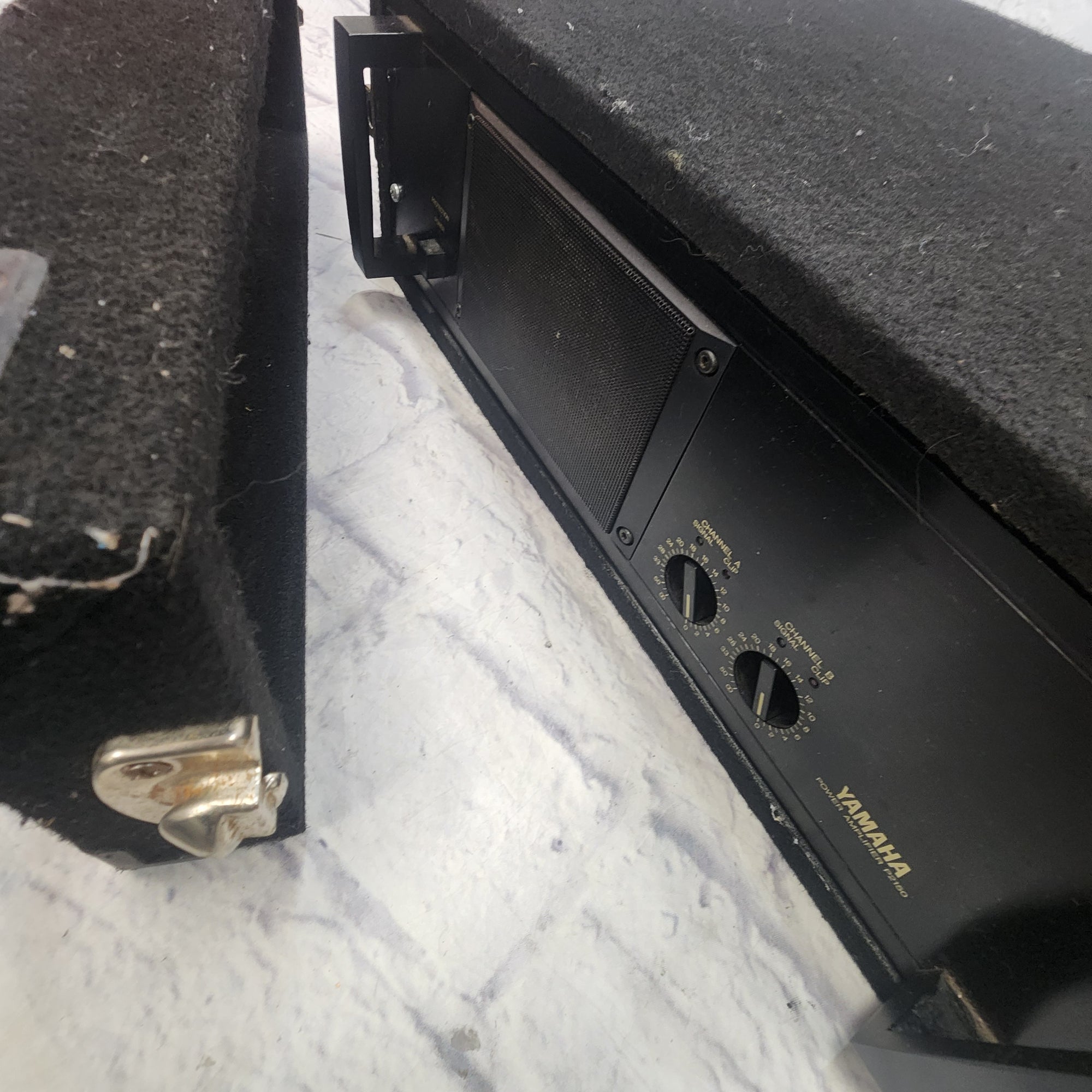 Yamaha P2150 Power Amp
