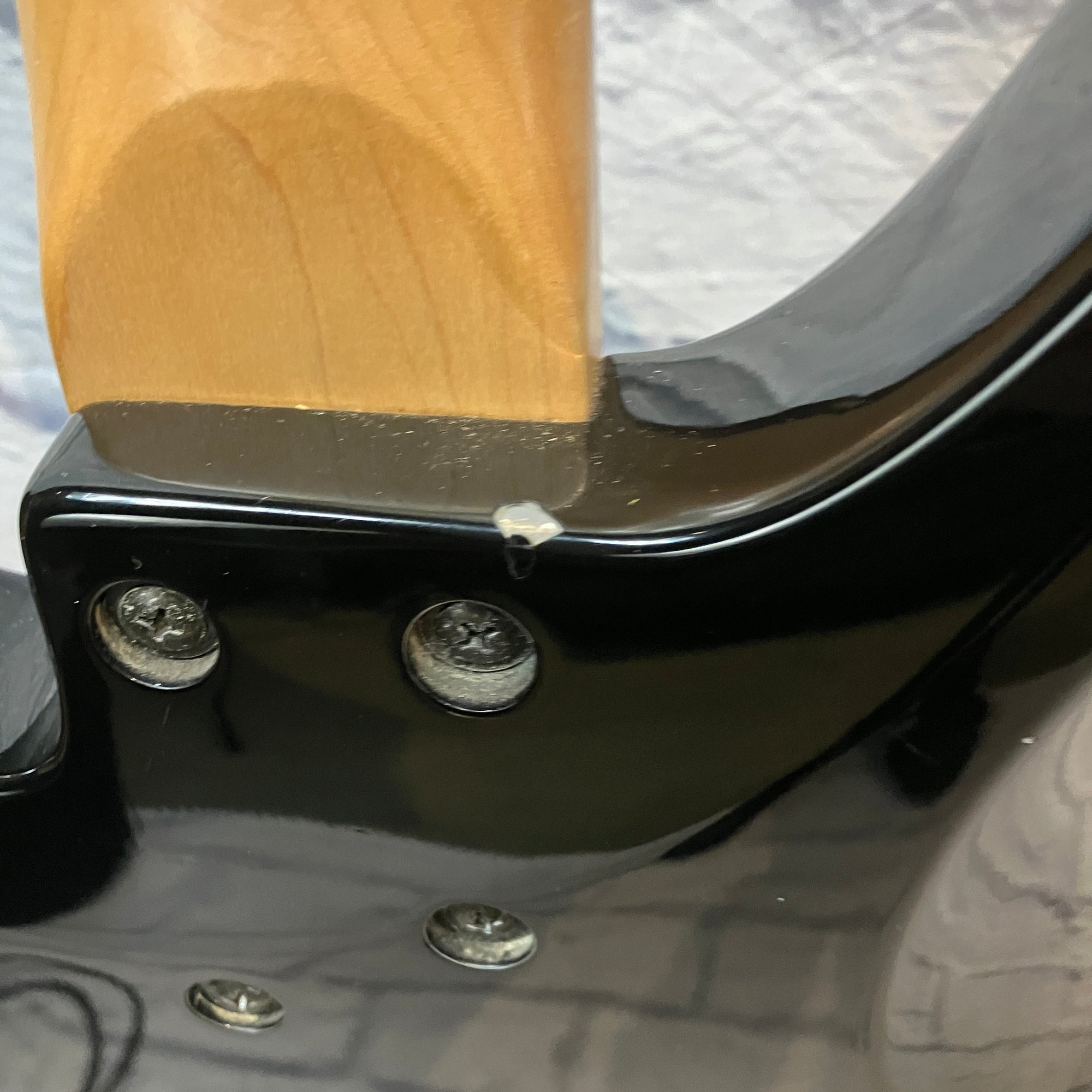 Washburn XB-200 Electric Bass 4 String Bass Guitar - Black