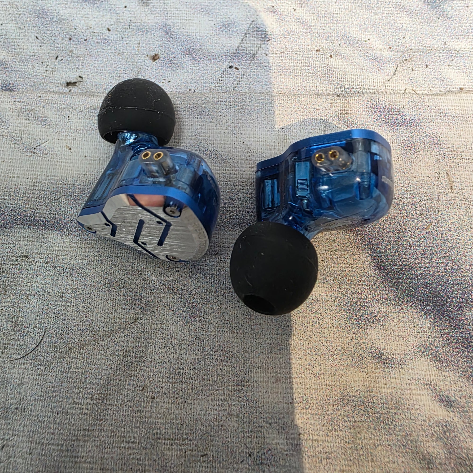 ZS 10 PRO ( Blue) In- Ear Headphones