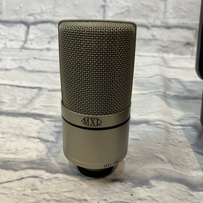 MXL 990 Condenser Microphone w/ Shockmount