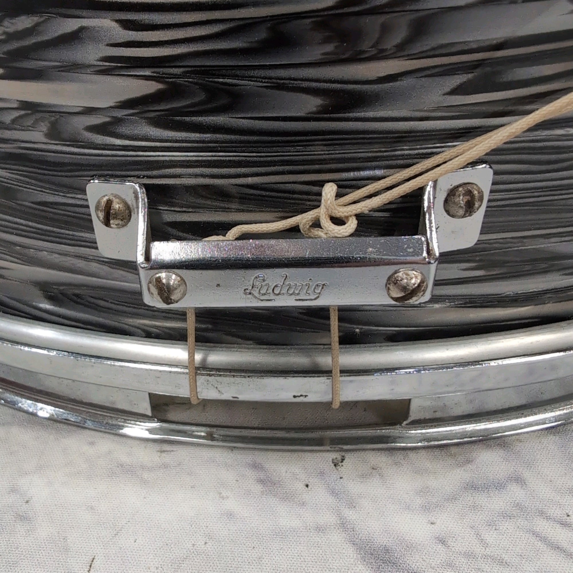 Ludwig Pioneer 5x14" Snare Drum Black Oyster Pearl Keystone Badge Vintage 1964
