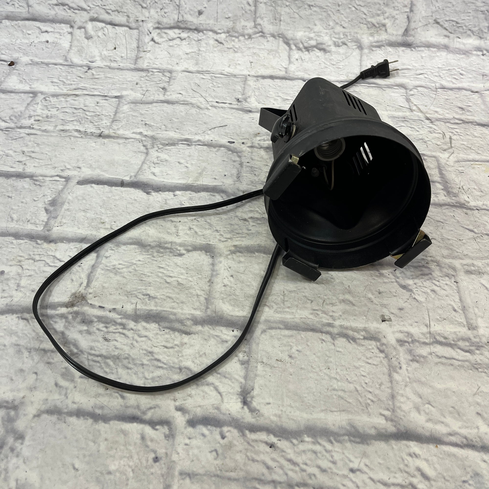 Unknown Can Light AS IS