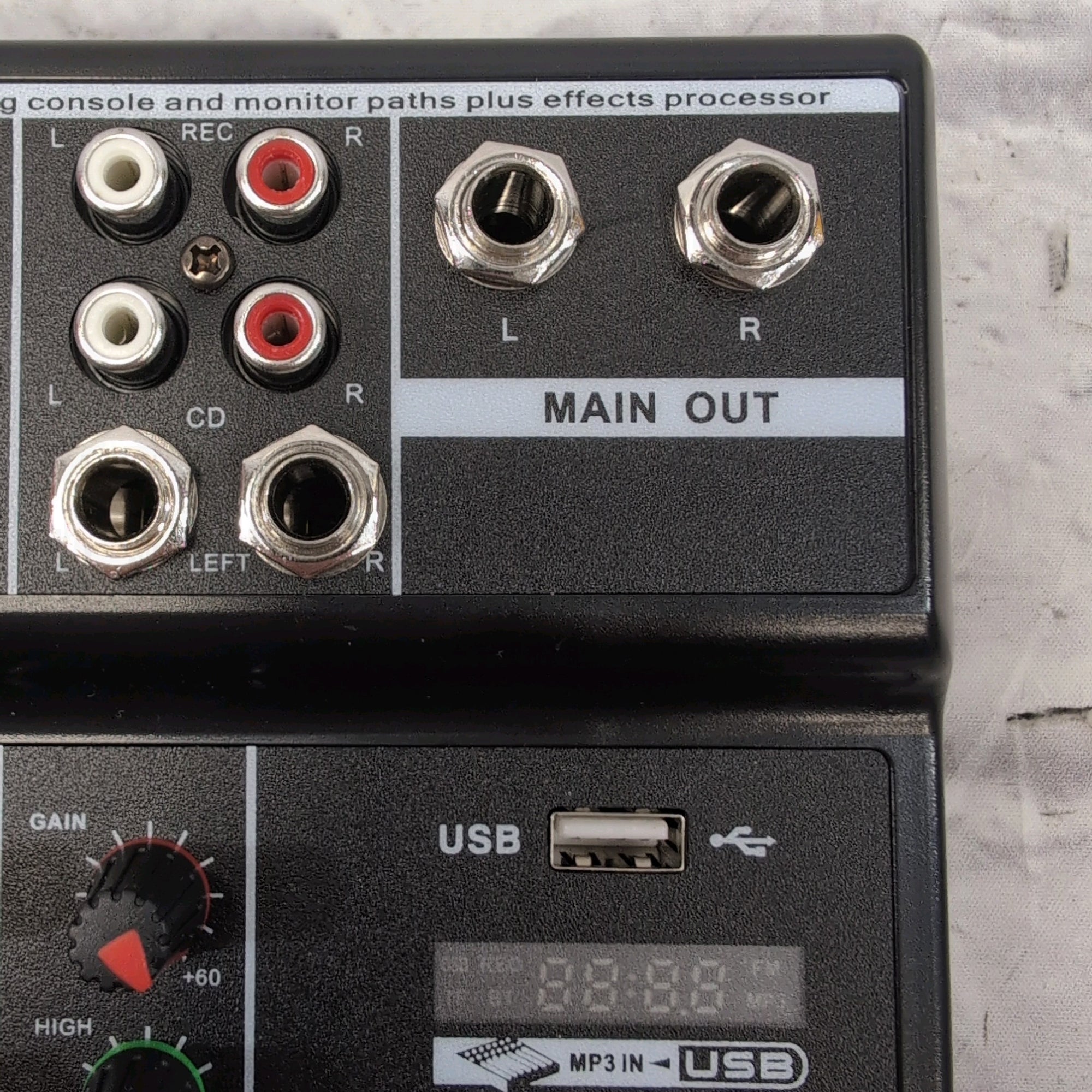 Unknown F-4A Live Mixer