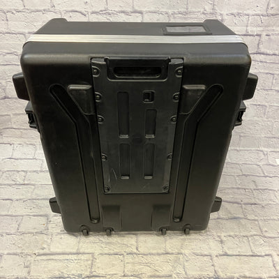 SKB Lighting Case with Telescoping Handle and Wheels
