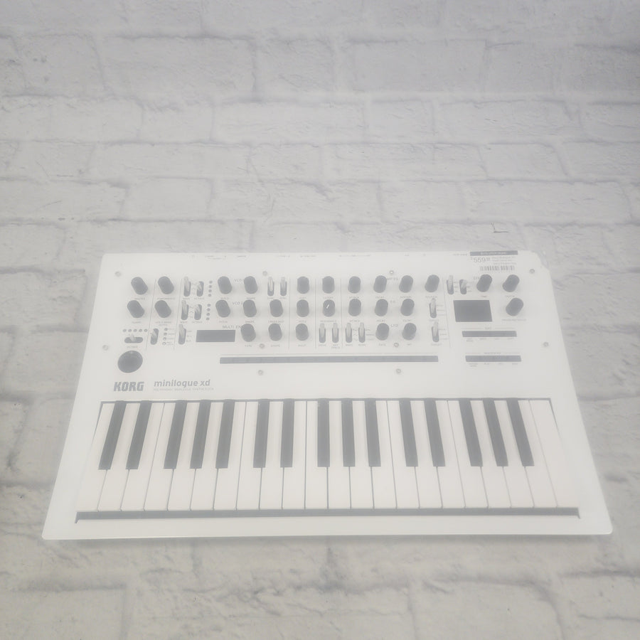 Korg Minilogue XD Pearl White with Gator Padded Bag