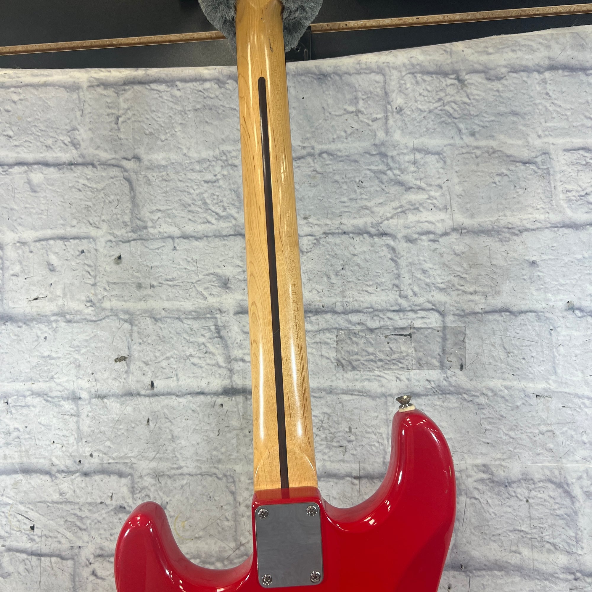 ギター Fender Stratocaster Made in Korea SSS Fender Squier Series Stratocaster SSS Made in Korea Electric