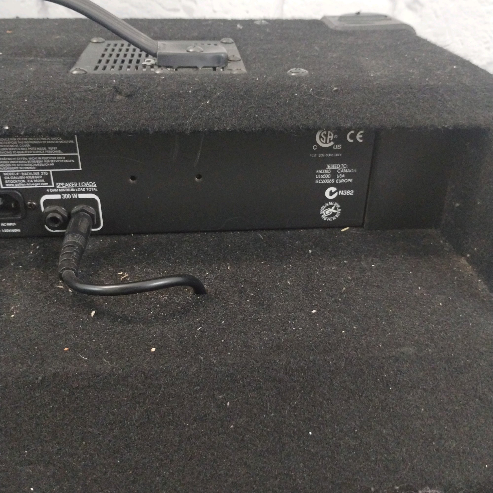 GK Backline 210 Combo Bass Amp