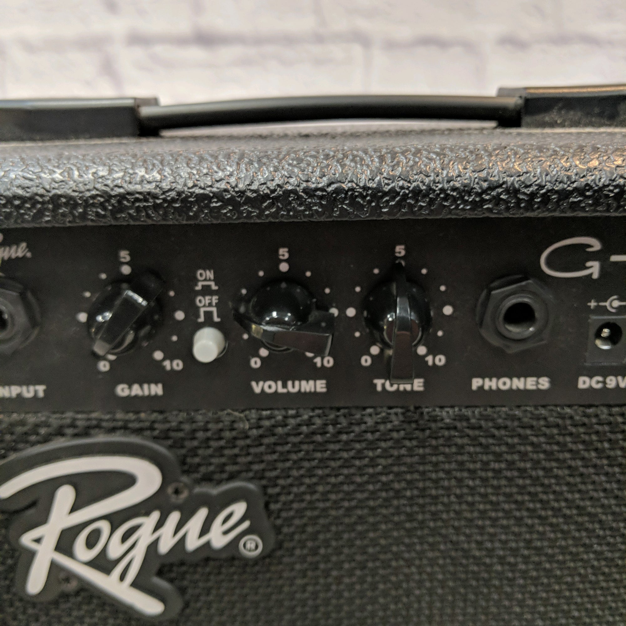 Rogue G-5 Guitar Combo Amp