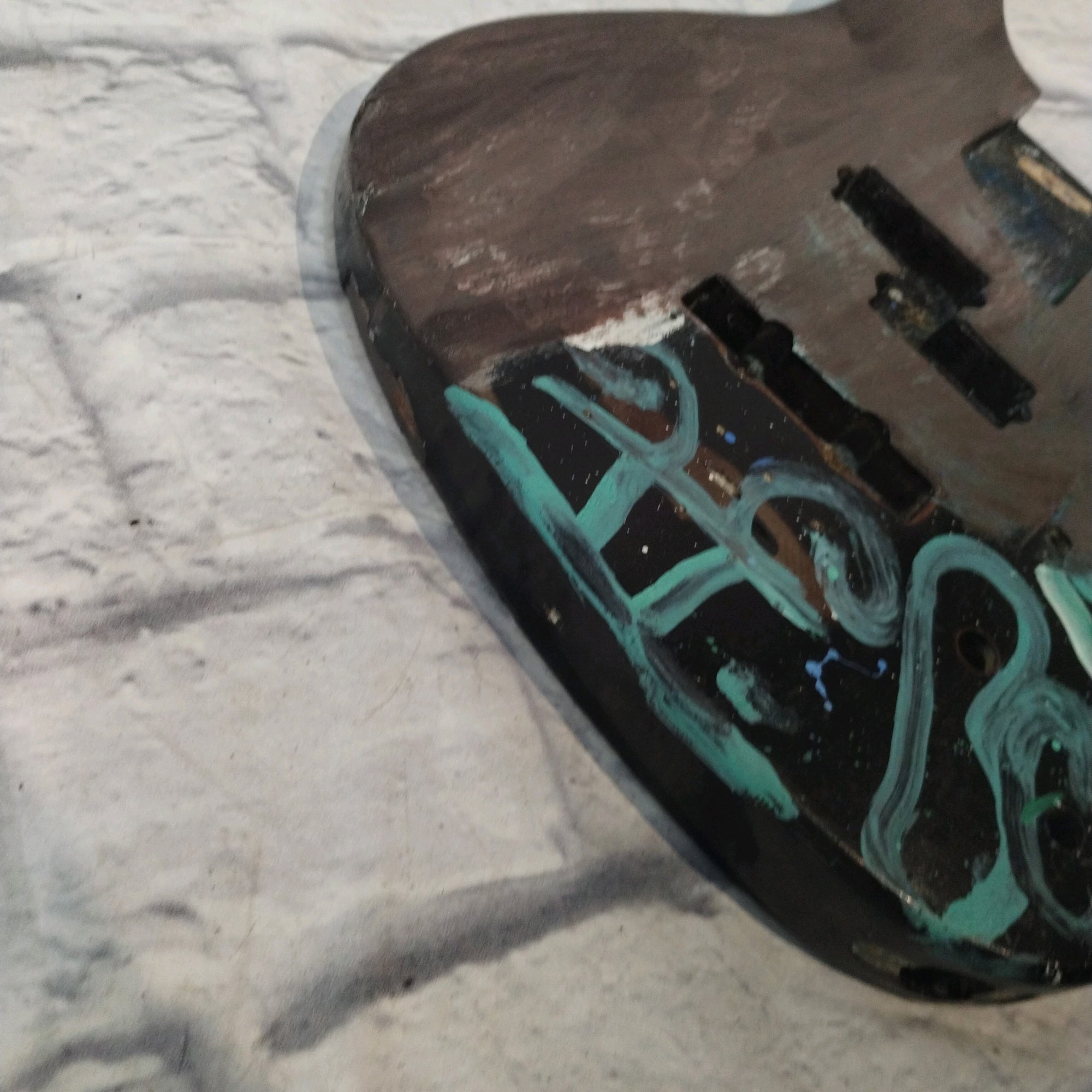 Washburn Bantam Bass Body Painted