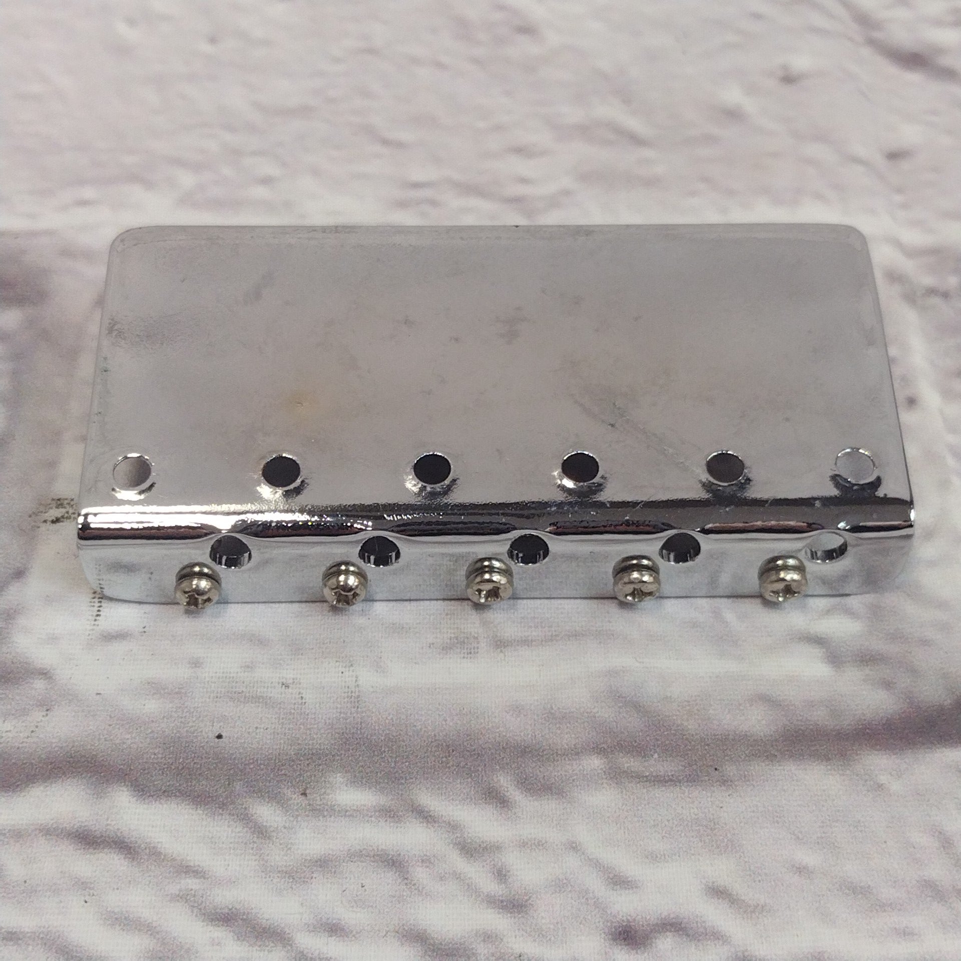 Unknown 5 String Bass Guitar Bridge