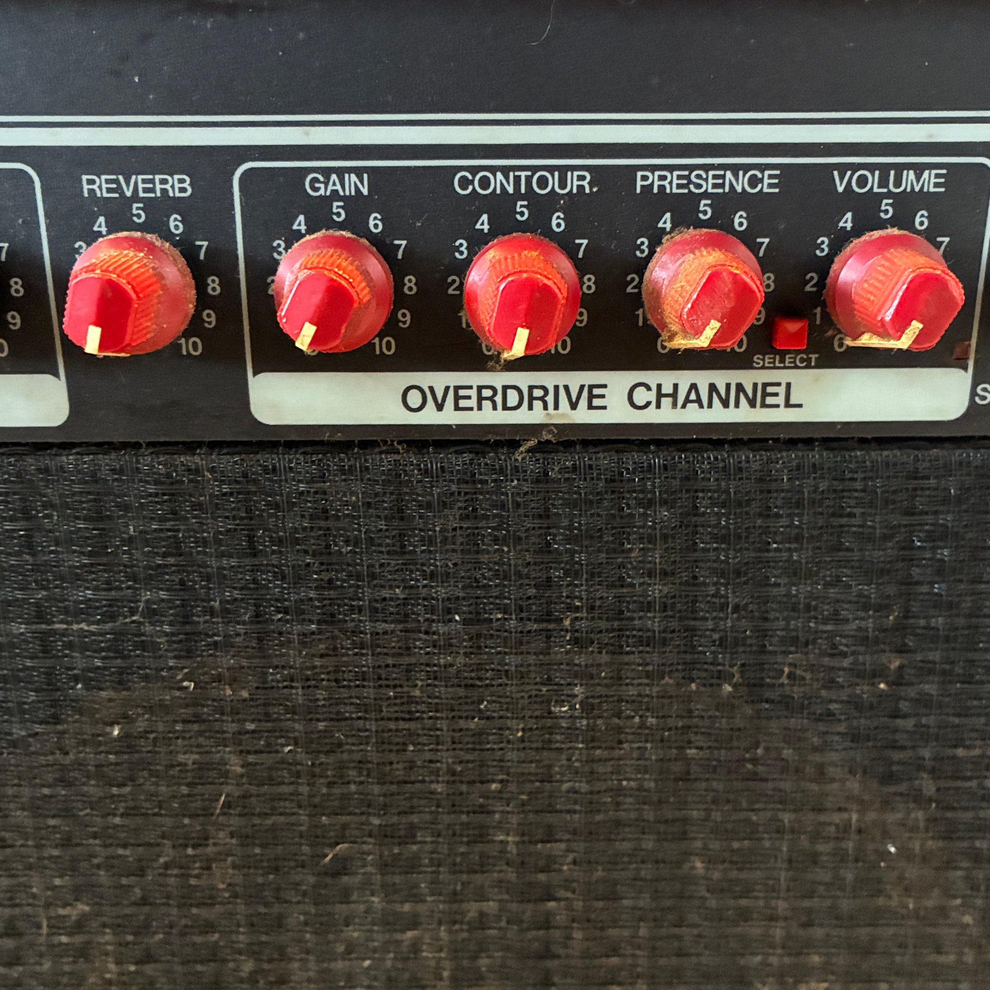 Fender M-80  Guitar Combo Amp