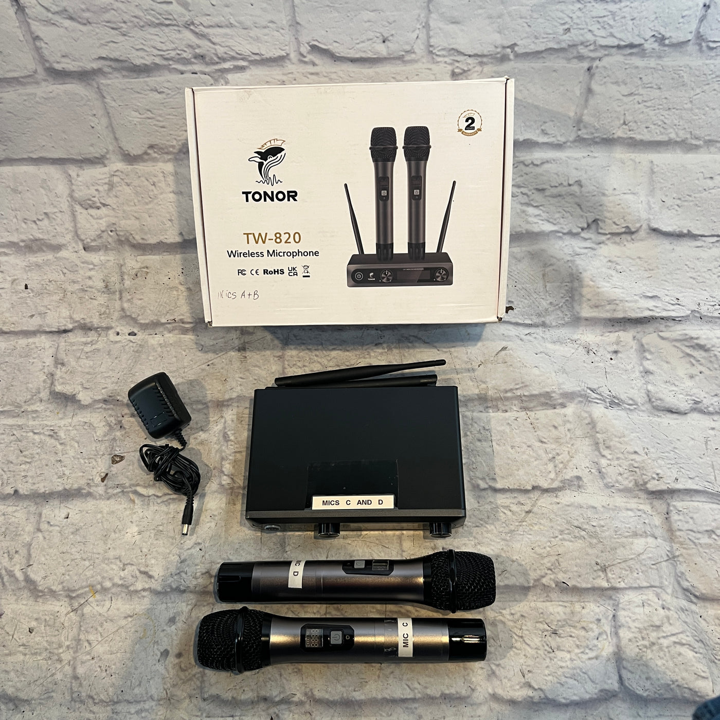 Tonor TW-820 Wireless Microphone