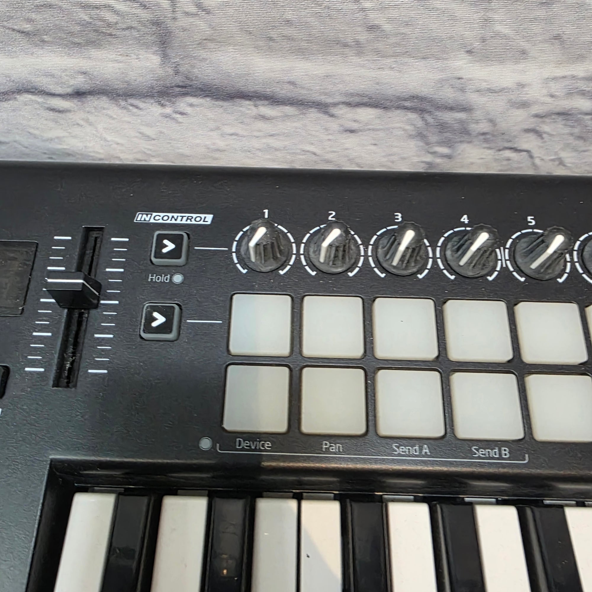 Novation Launchkey 25 Controller