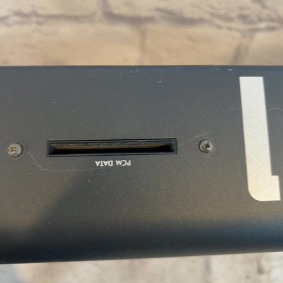 Korg M1 Synthesizer Needs Sysex Restore / Battery Change Digital Synth