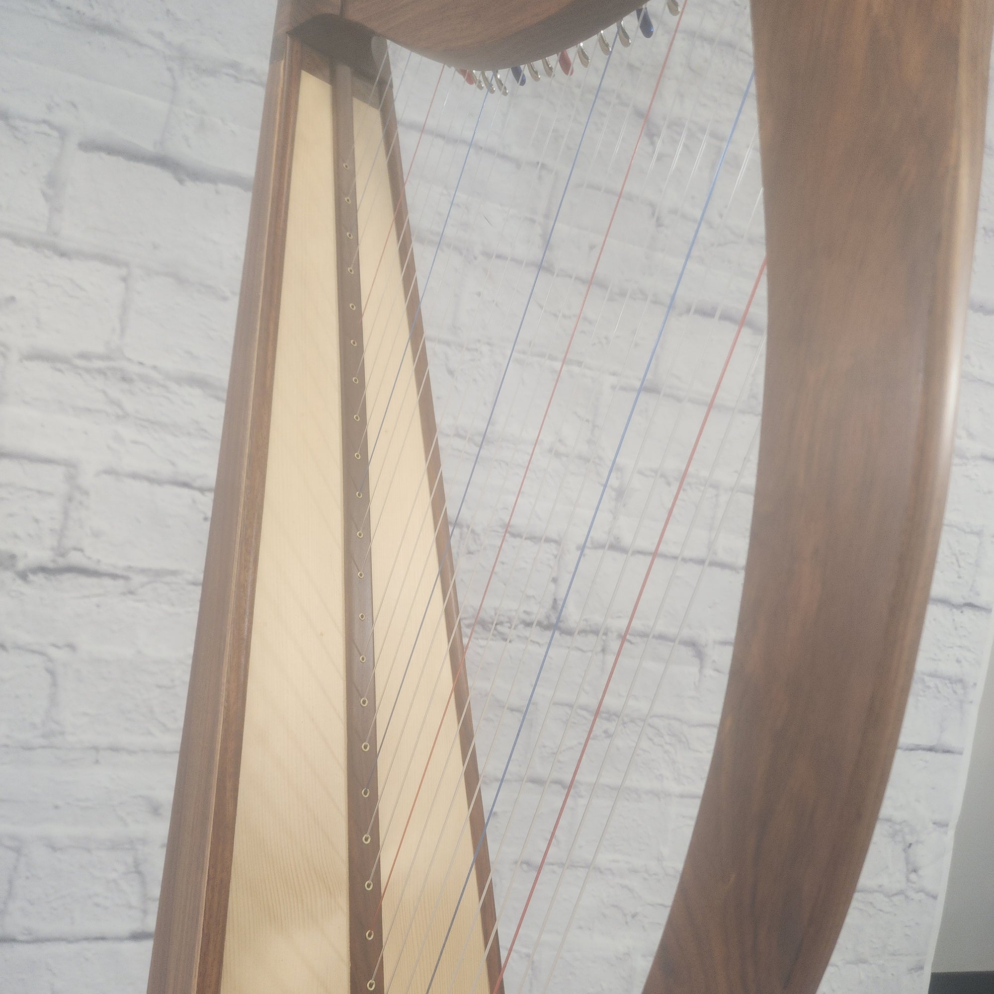 Roosebeck Minstrel Harp 37 Note