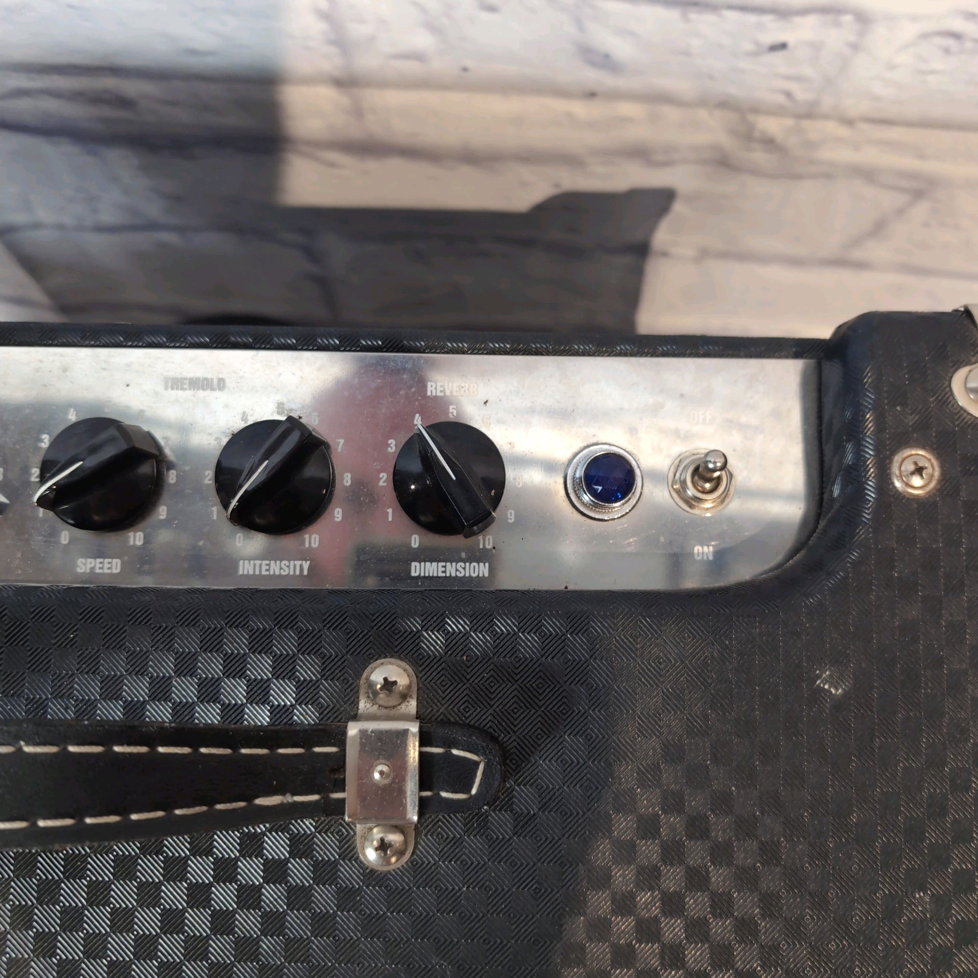 Ampeg Model J-12T Jet II 15-Watt 1x12" Guitar Combo