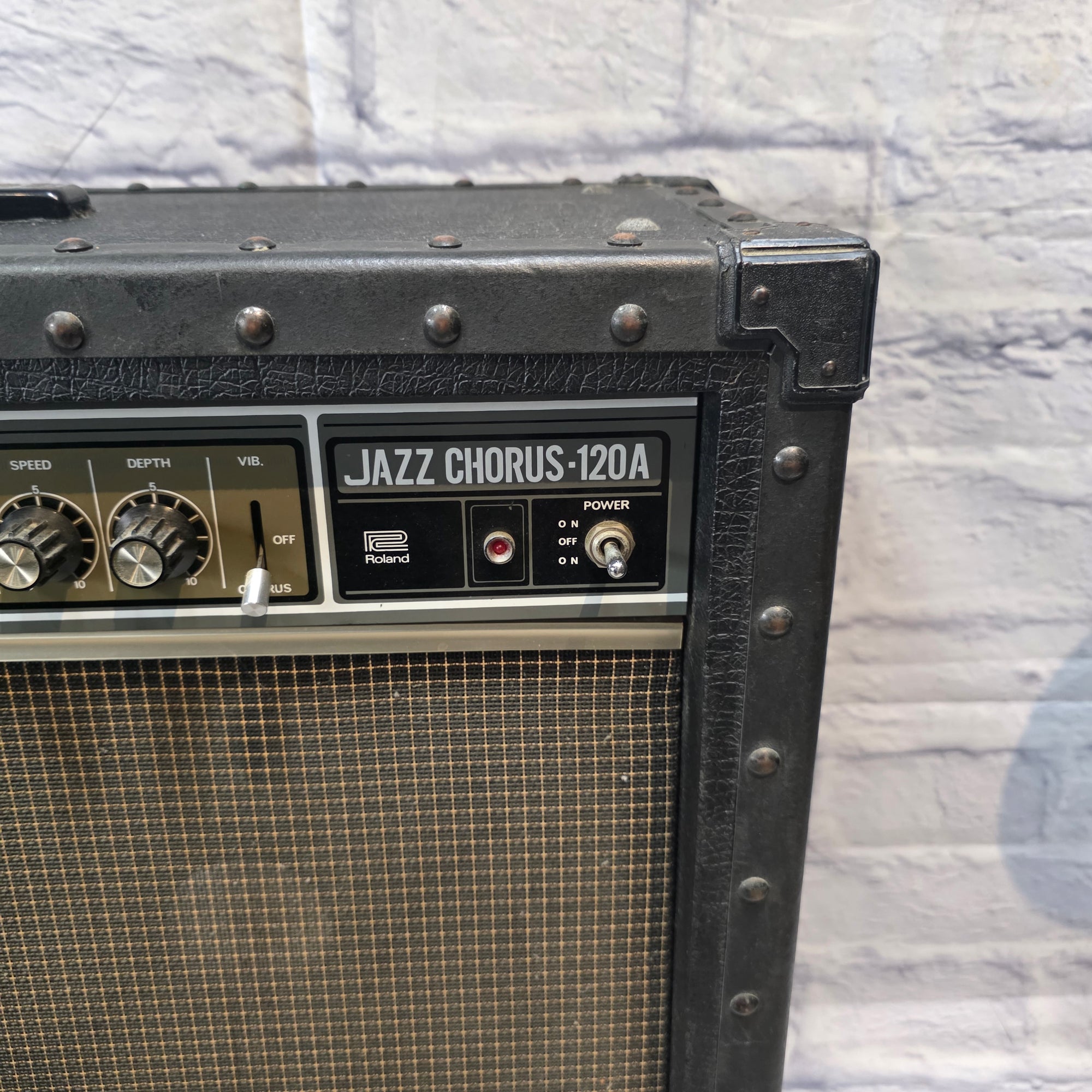 Vintage 1980 Roland Jazz Chorus 120 Guitar Combo Amp