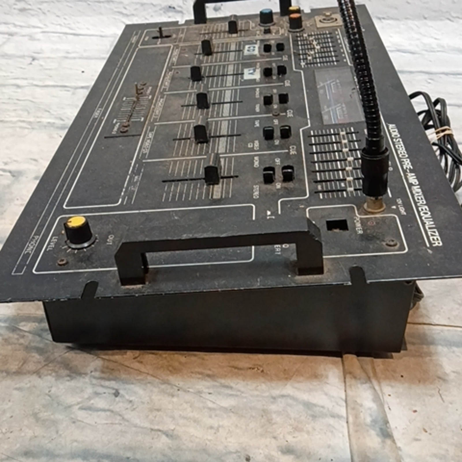 Lineartech SL-3000 Pre-AMP DJ MIXER AS IS DJ Rack