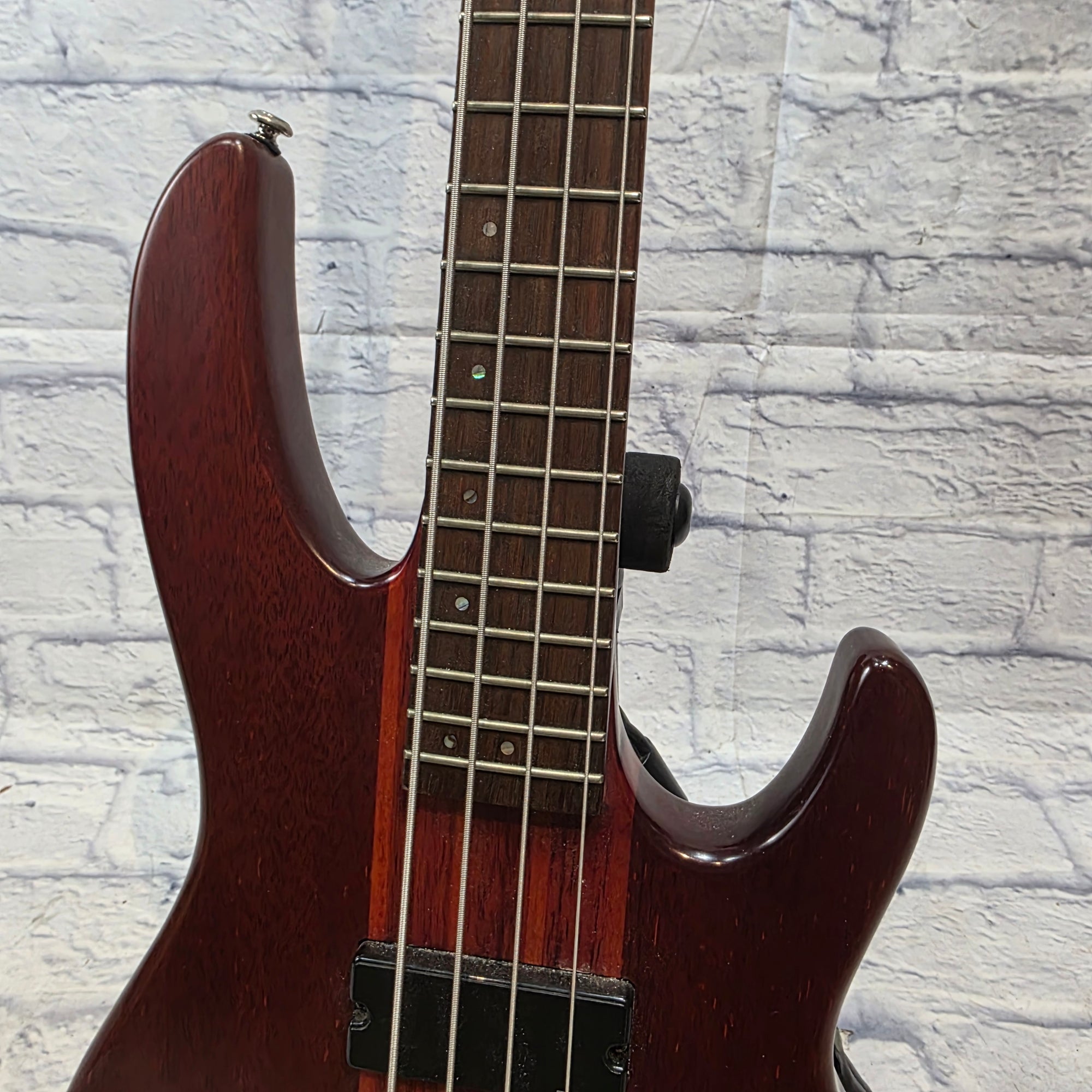 LTD LTD-4 Walnut 4 String Bass Guitar