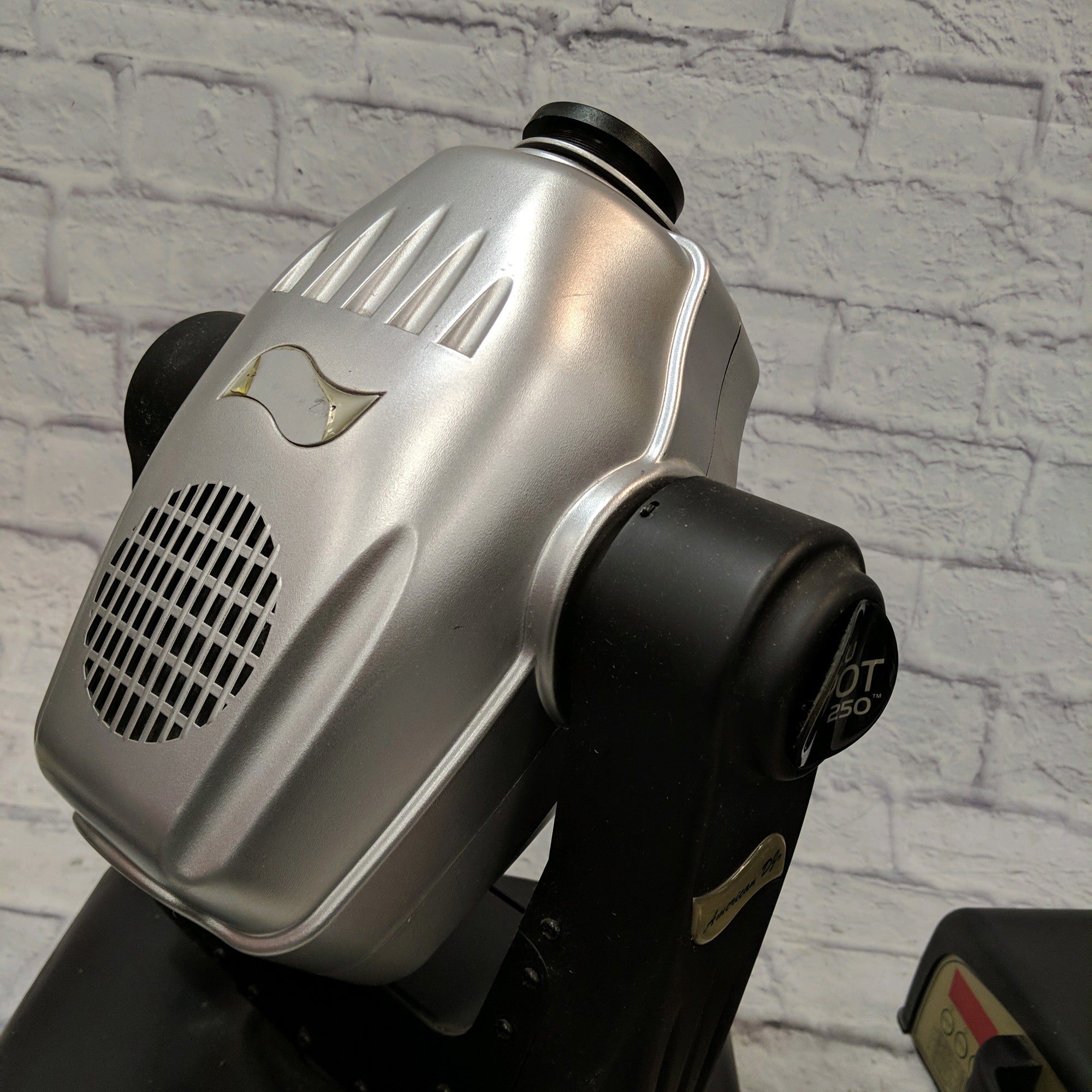 American DJ Accu Spot 250 Pair with Philips Replacement Bulb