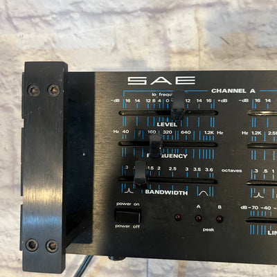 SAE Model 1800 Rack Stereo Parametric EQ
