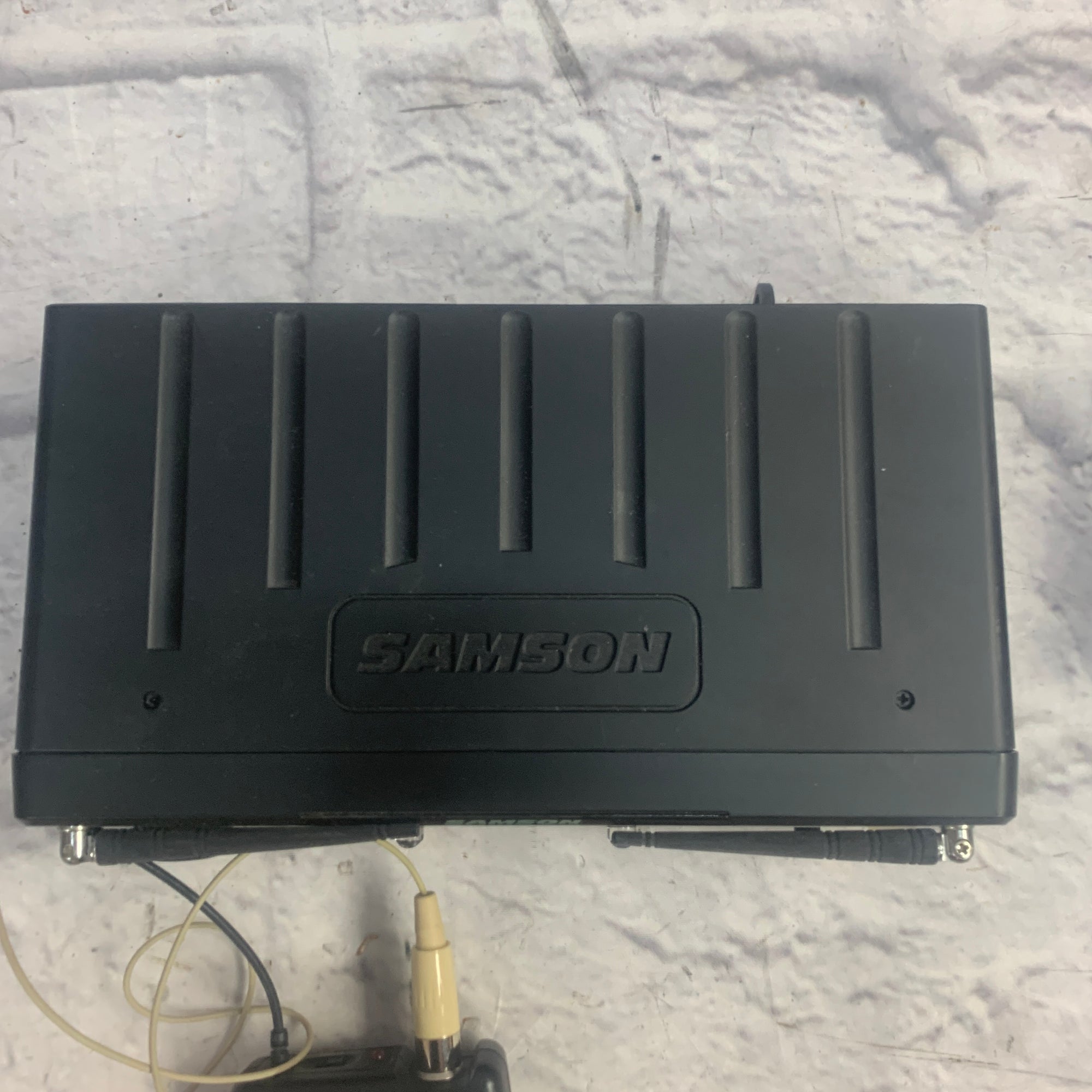 Samson CR77 Wireless Outfit