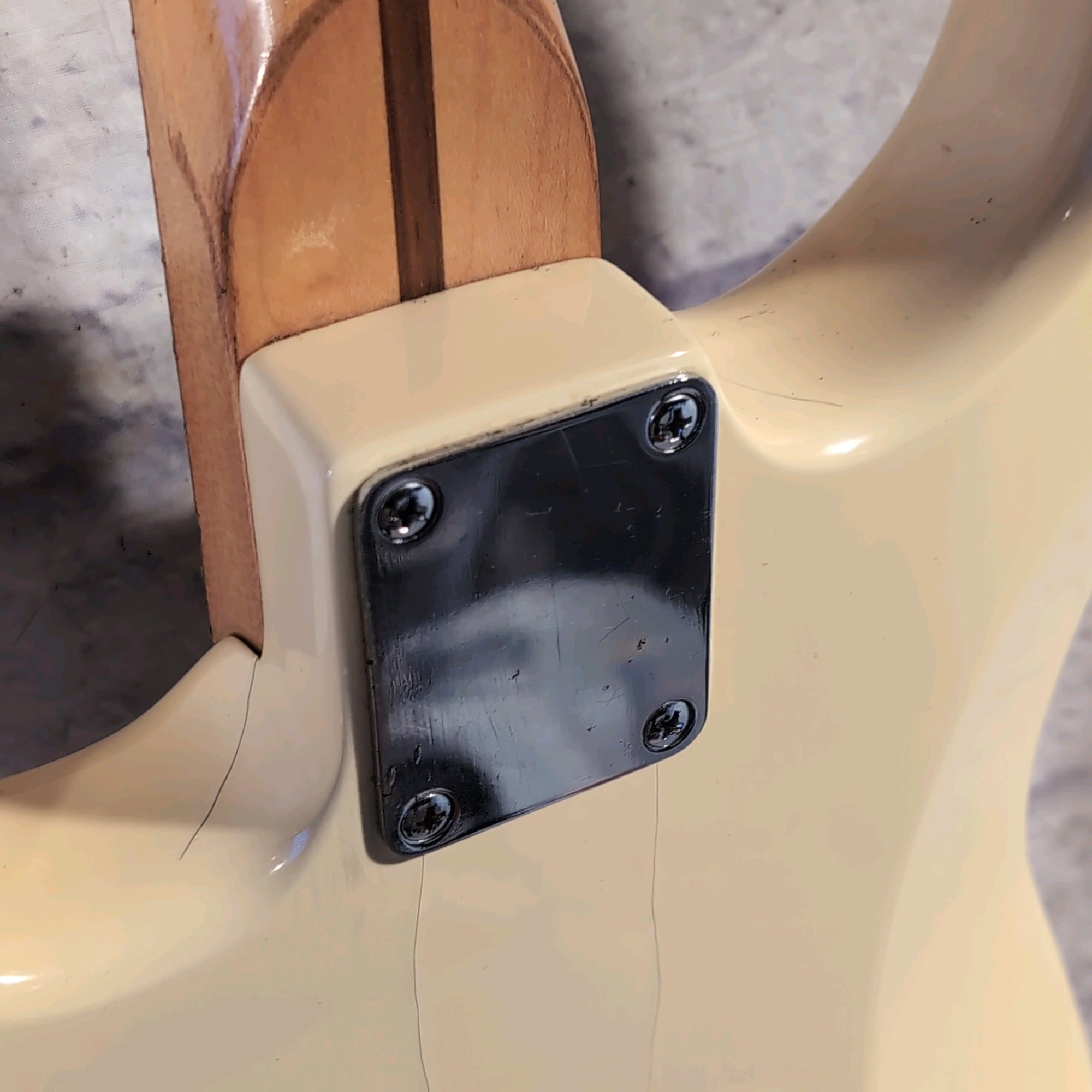 Fender Squier Strat MIK Electric Guitar