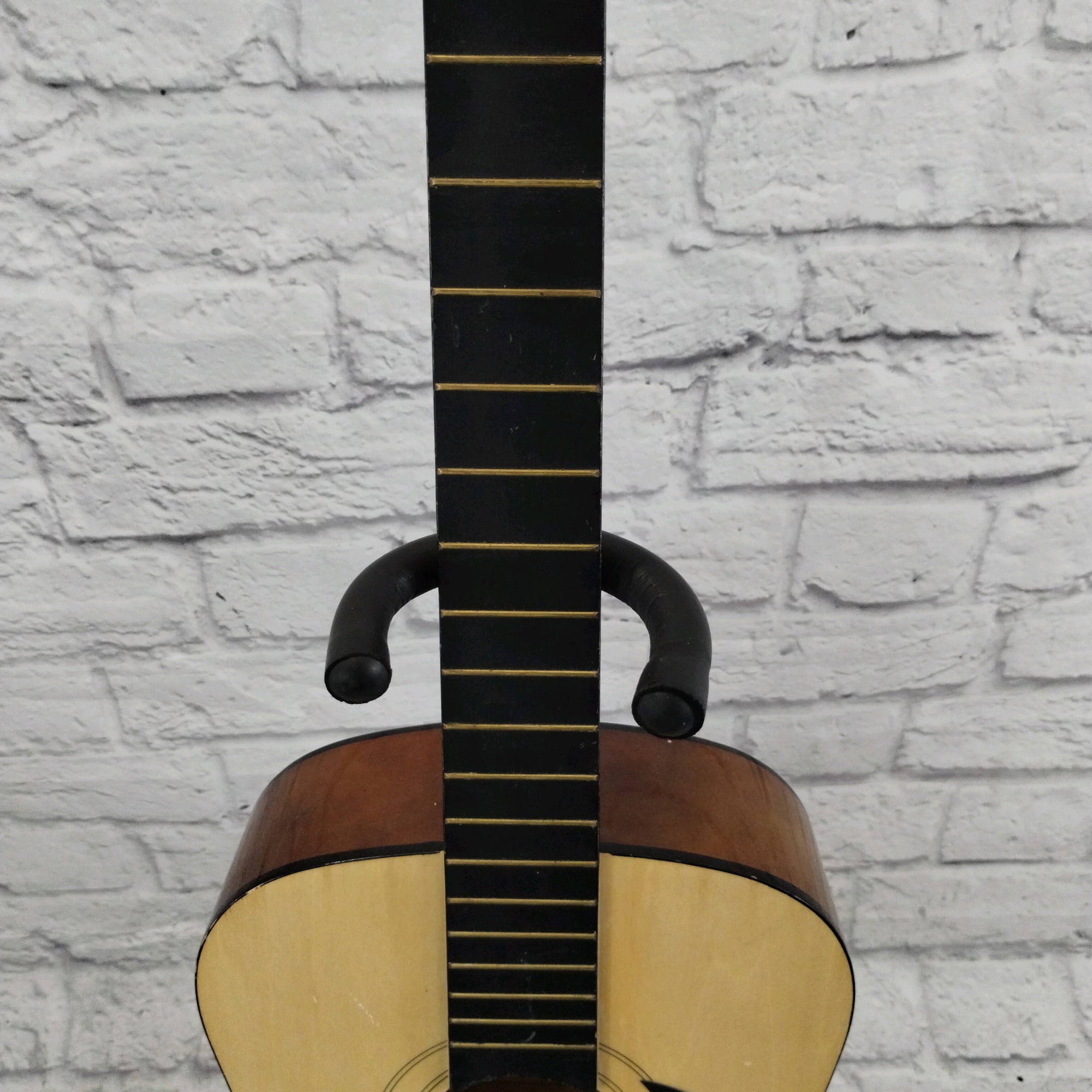 T.A. Lawerance 17001 Classical Acoustic Guitar