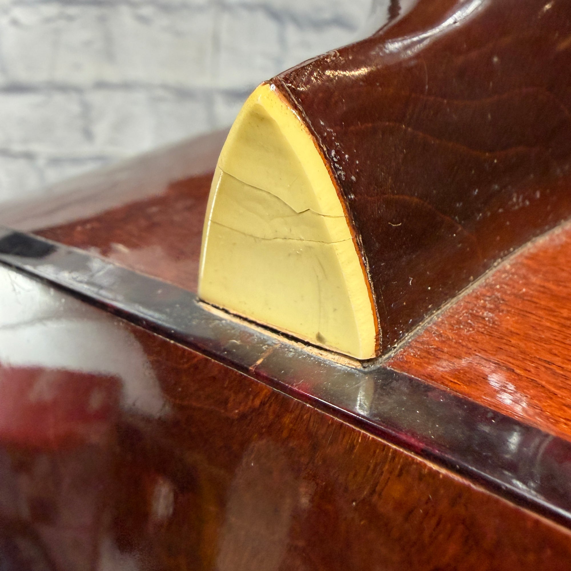 Harmony 60’s - Natural (Made In Chicago) Classical Guitar