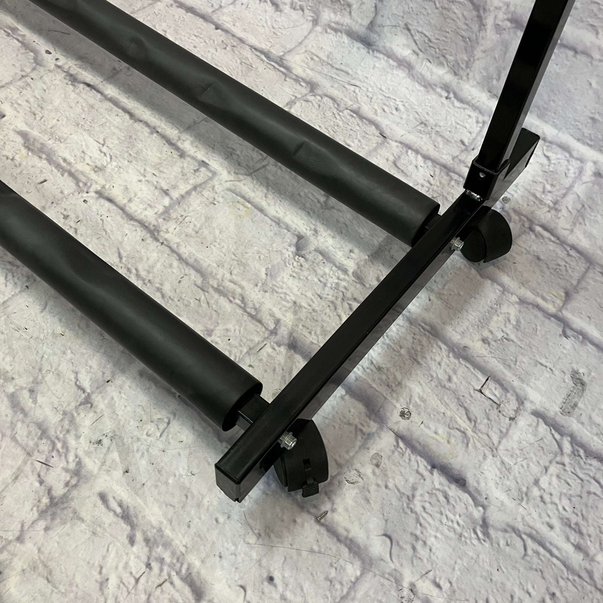 Unknown Five Guitar Stand