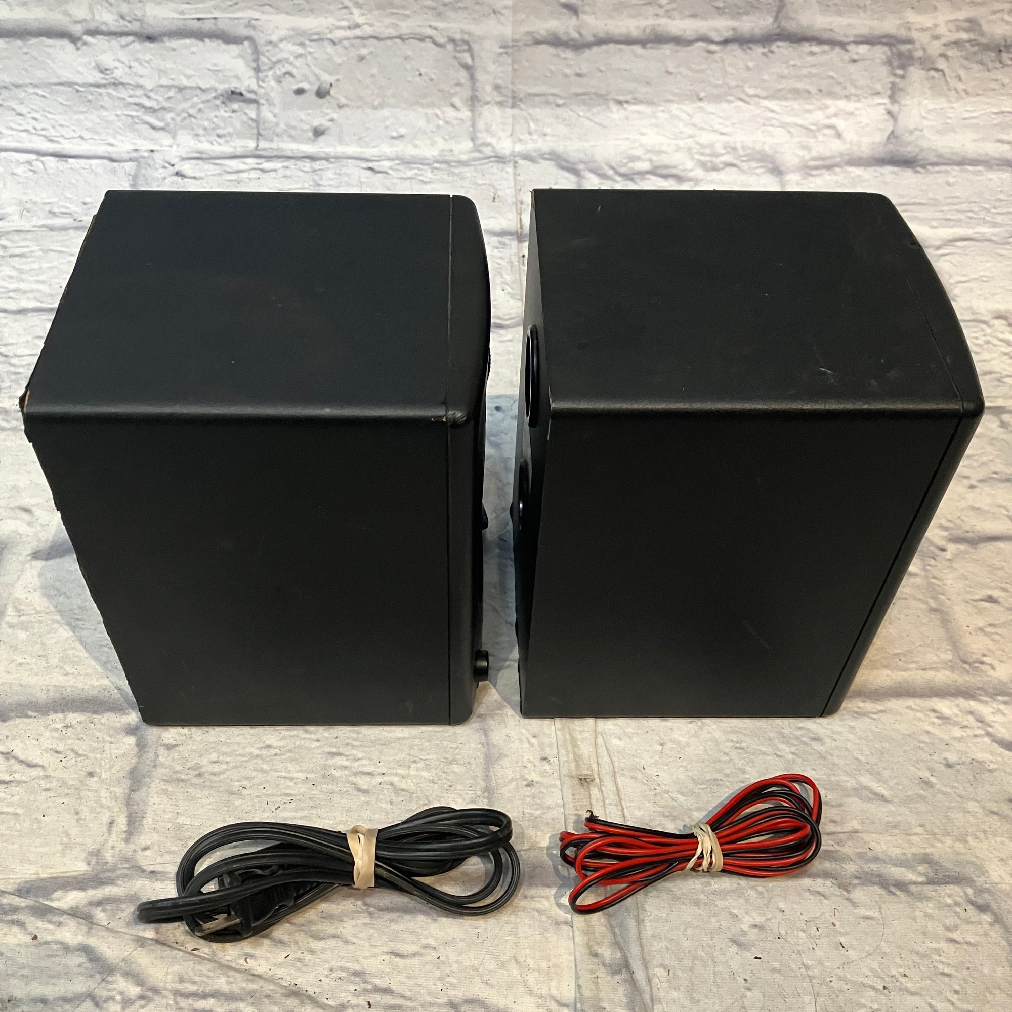 PreSonus Eris E3.5 2-Way 3.5" Active Studio Monitor (Pair)