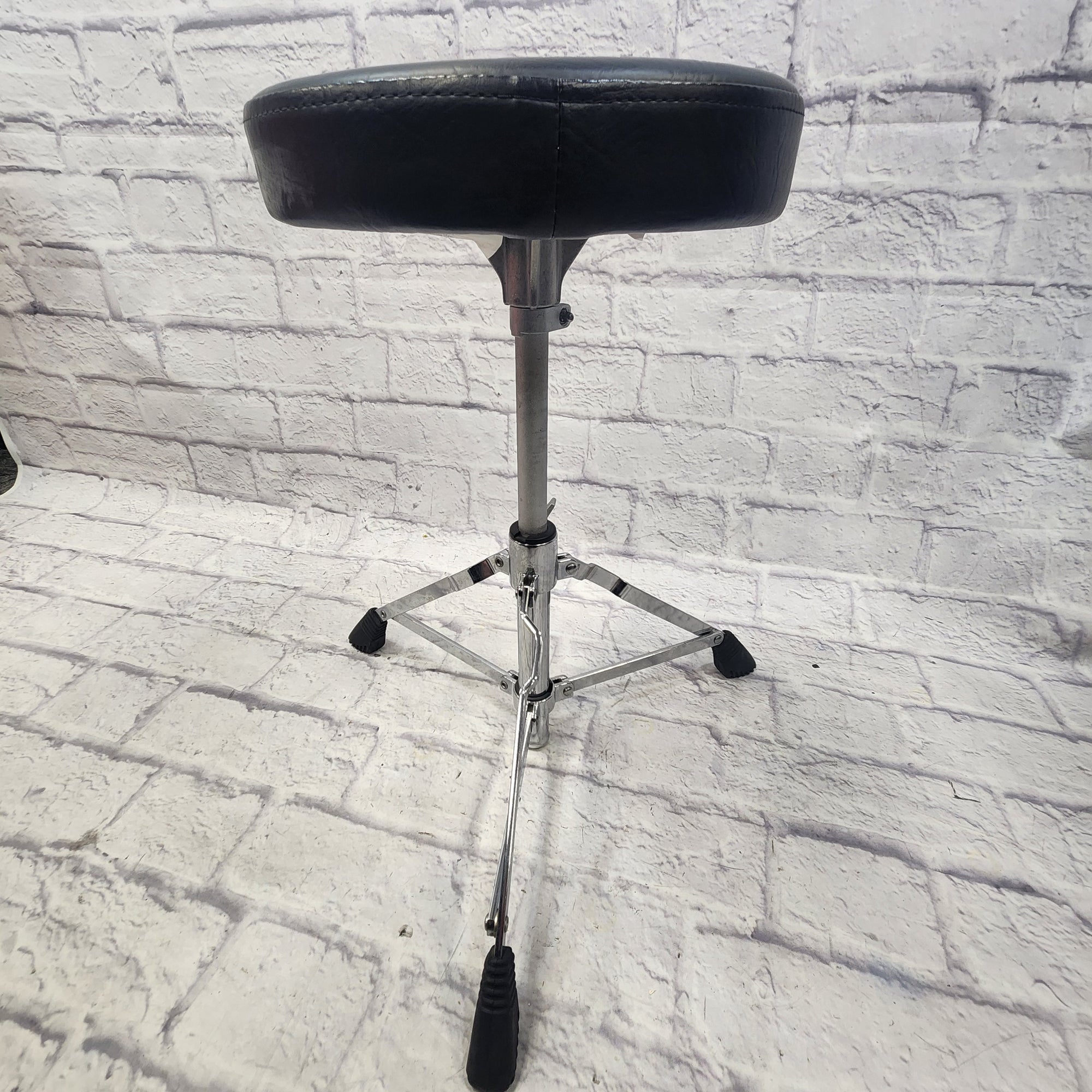 Yamaha Drum Throne AS IS Holes in Seat