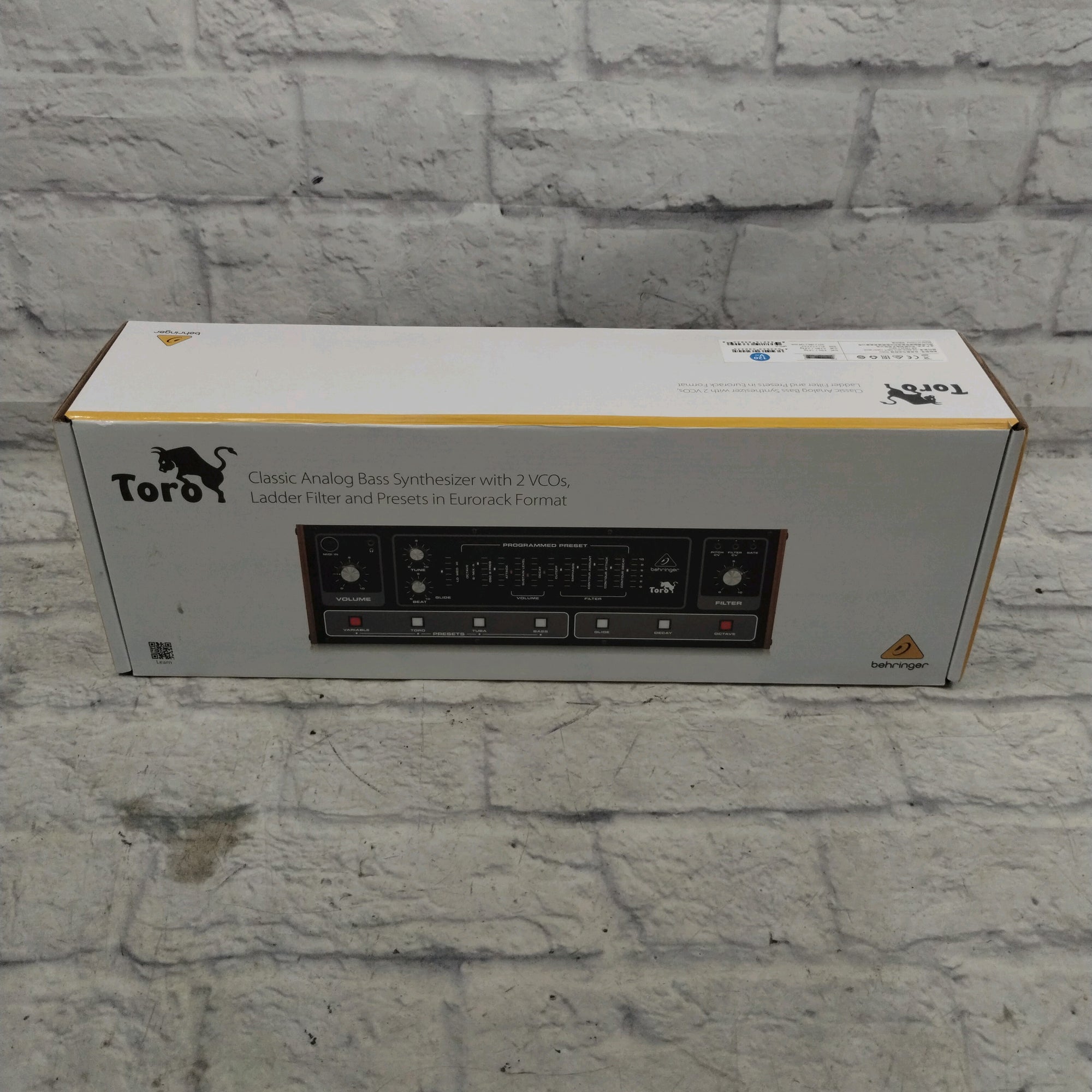 behringer bass synthesizer pedal Behringer Toro Bass Synth Module