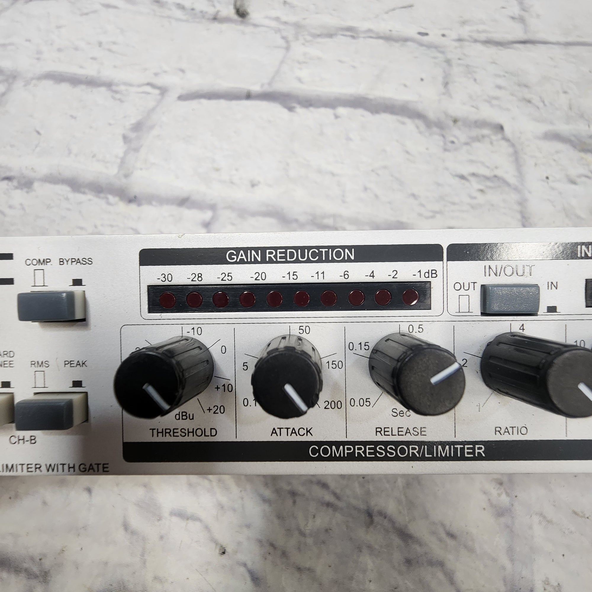 Phonic PCL3200 Dual Channel Compressor Limiter